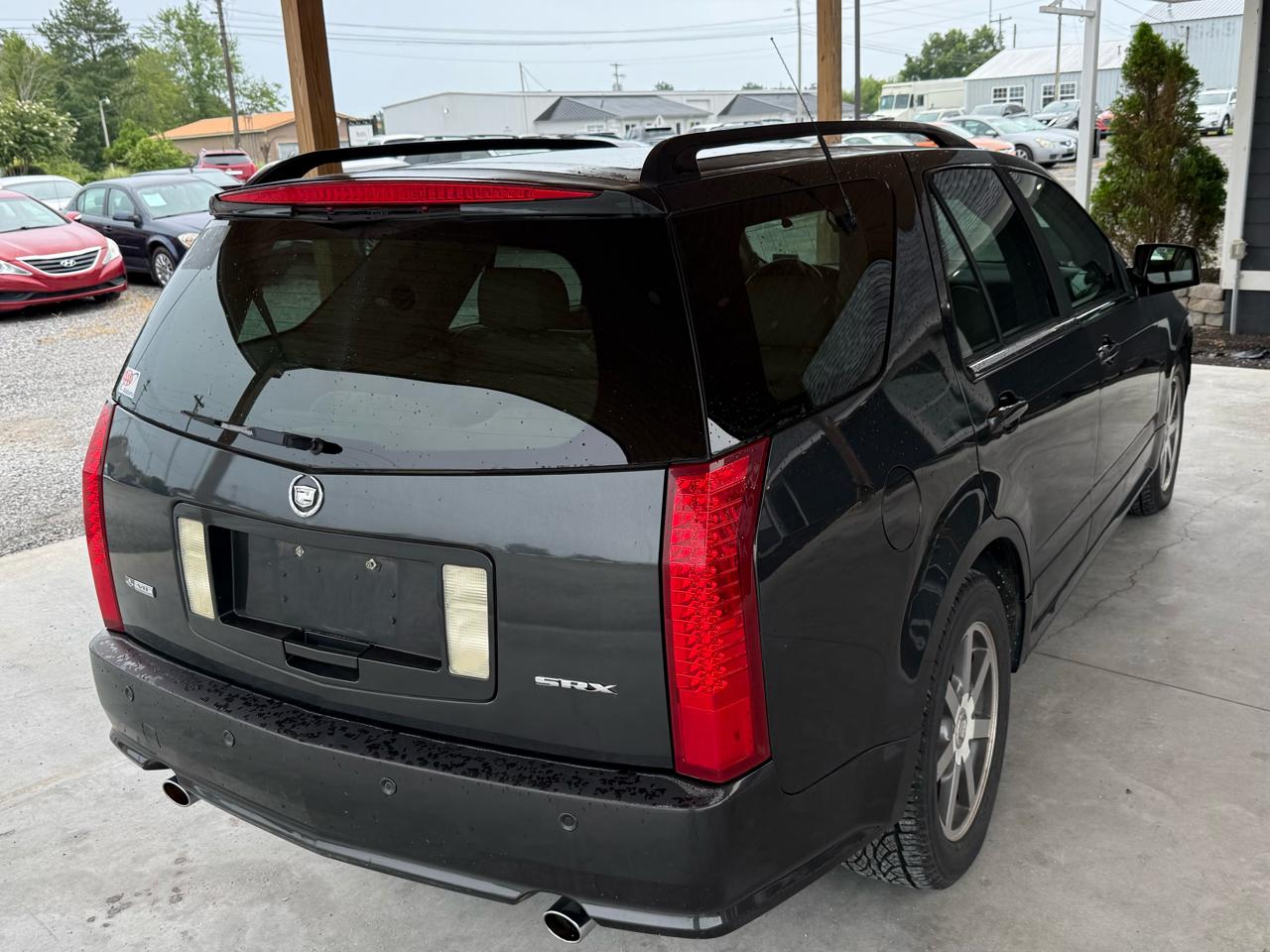 Cadillac SRX 4dr V8 SUV 2004