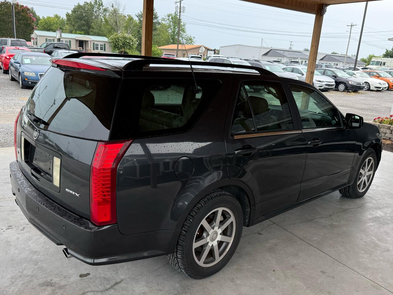 Cadillac SRX 4dr V8 SUV 2004