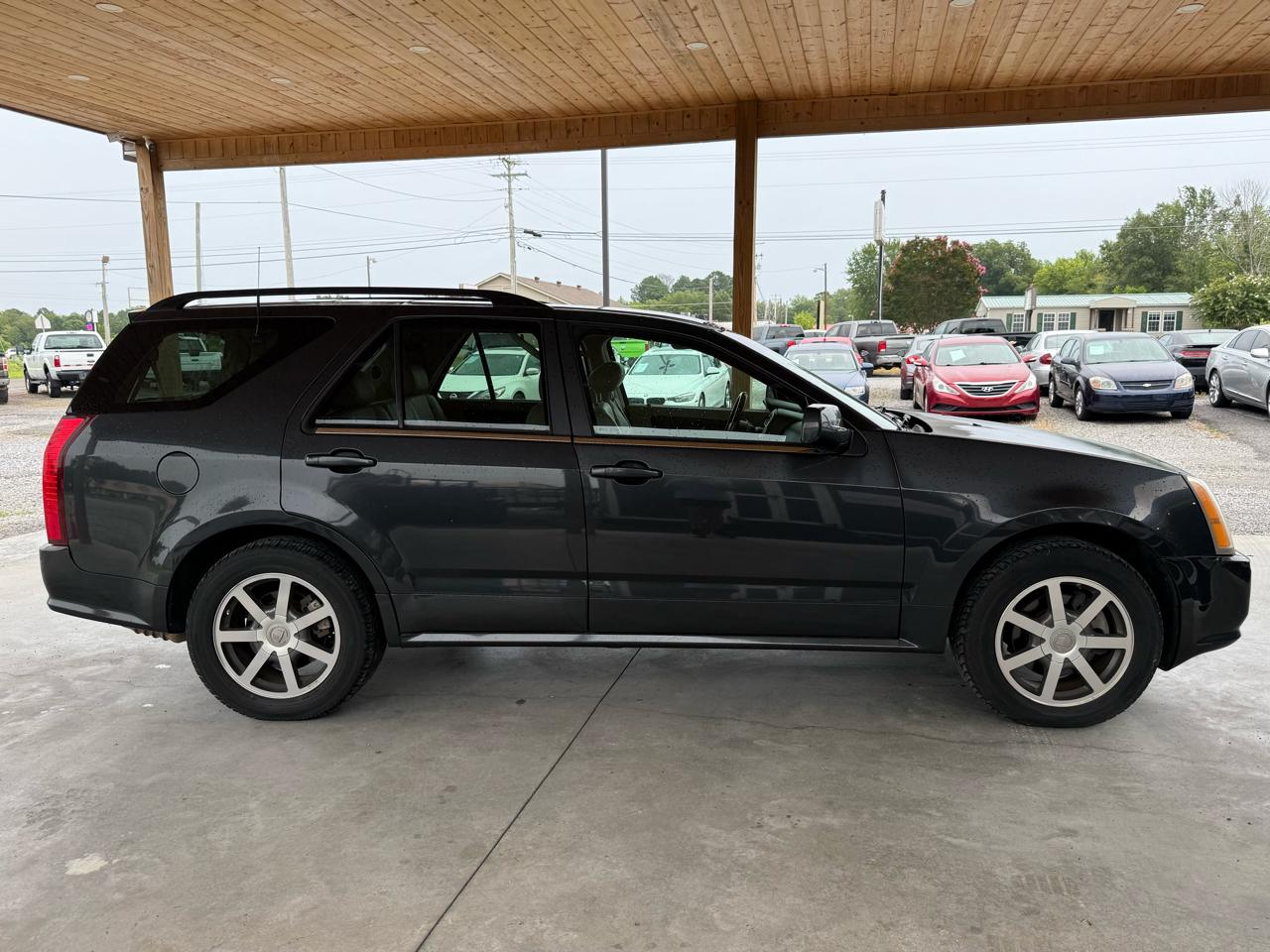 Cadillac SRX 4dr V8 SUV 2004