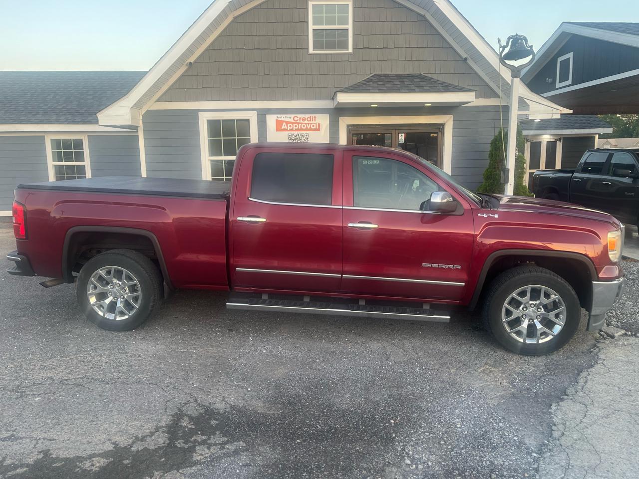 GMC Sierra 1500 4WD Crew Cab 153.0" SLT 2014