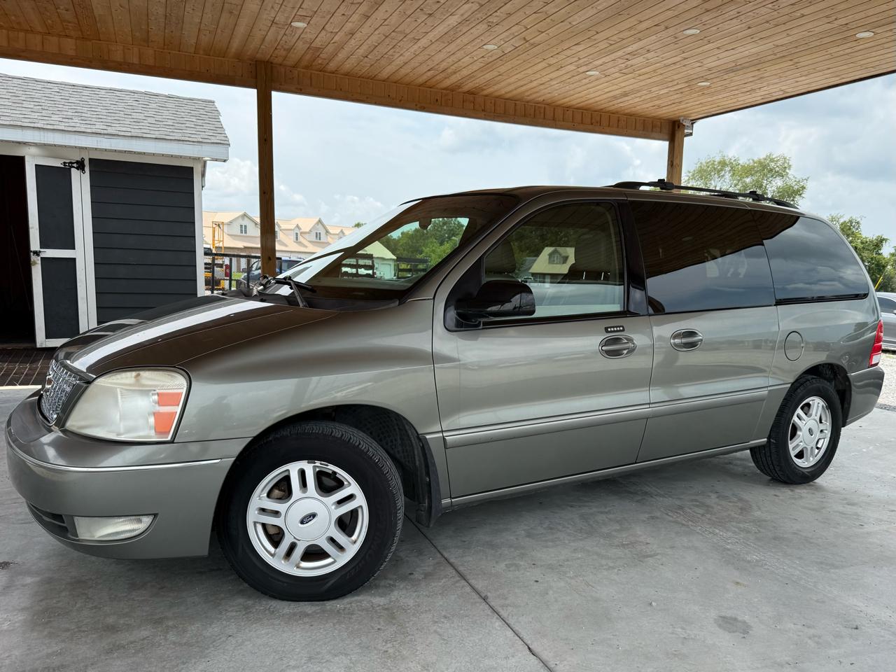 Ford Freestar Wagon 4dr SEL 2005