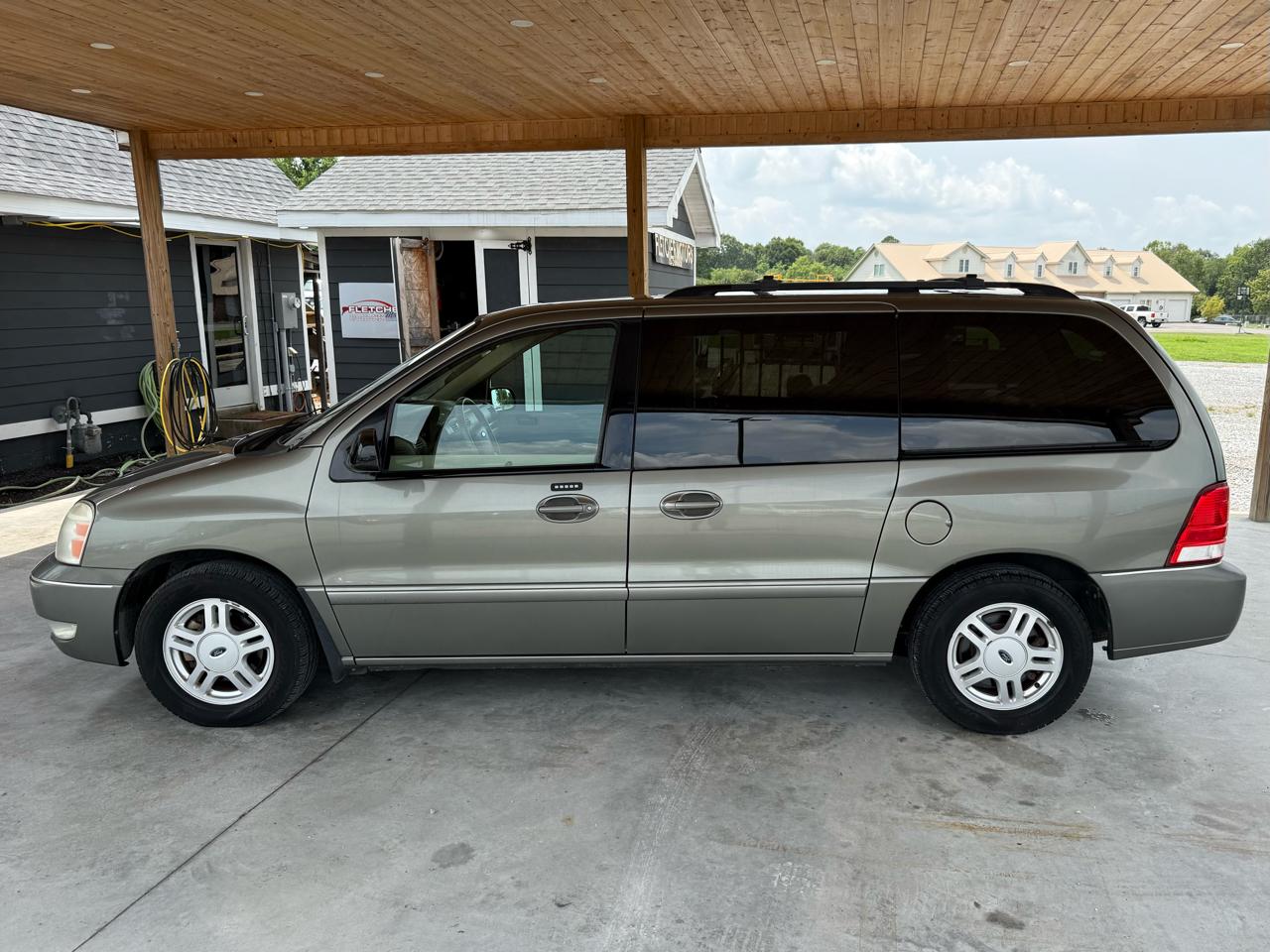Ford Freestar Wagon 4dr SEL 2005