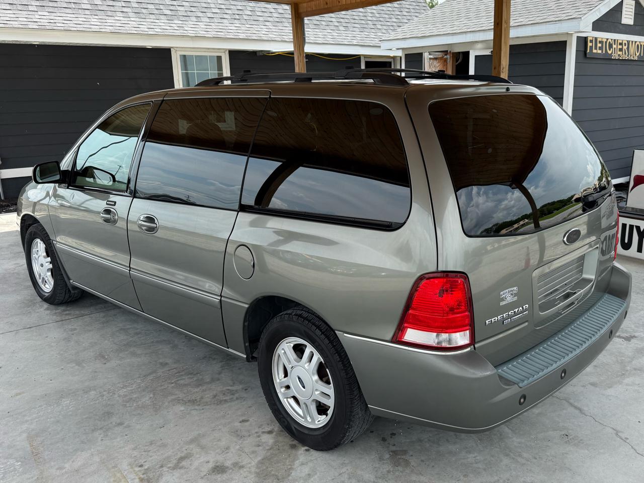 Ford Freestar Wagon 4dr SEL 2005