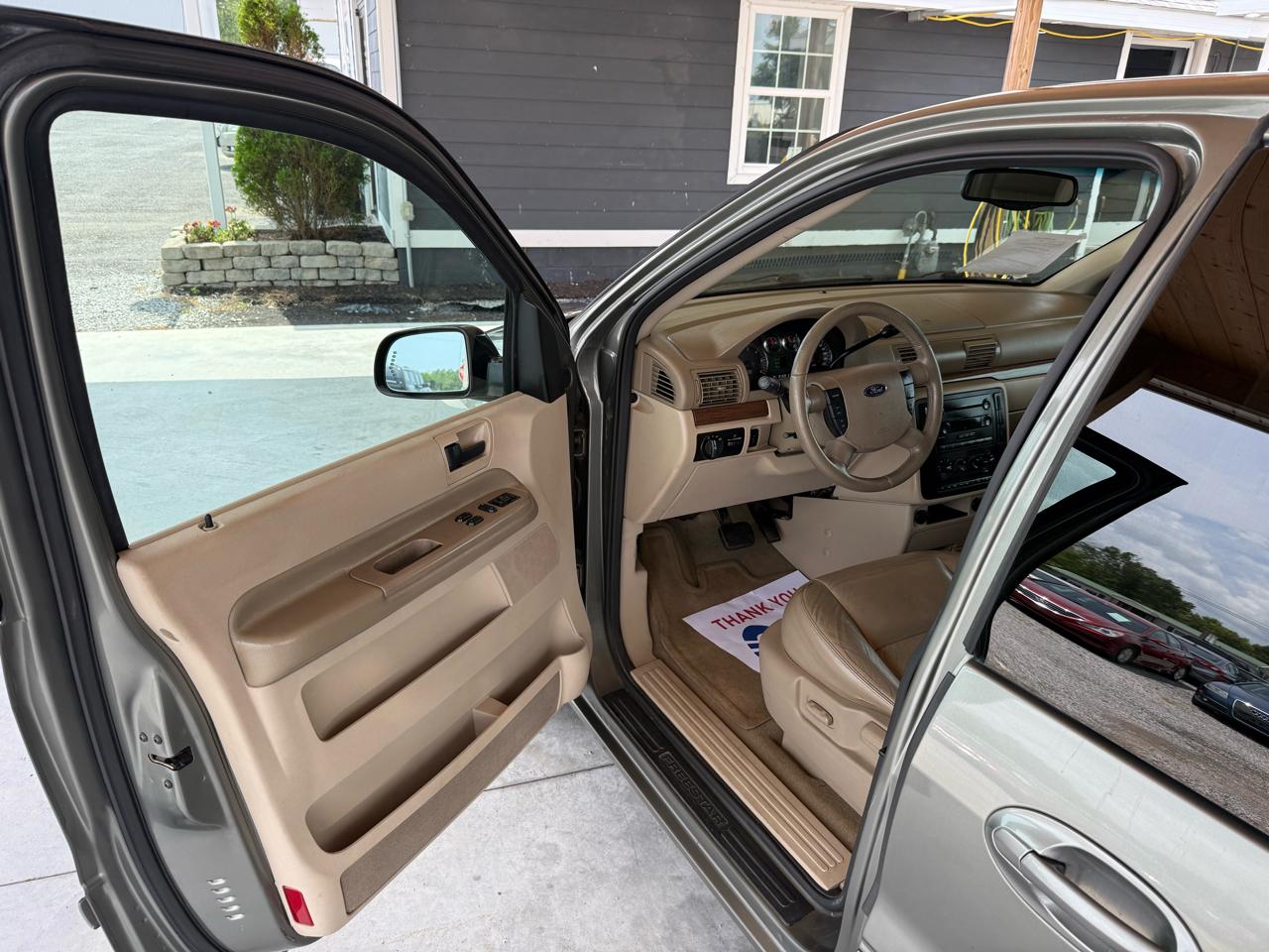 Ford Freestar Wagon 4dr SEL 2005