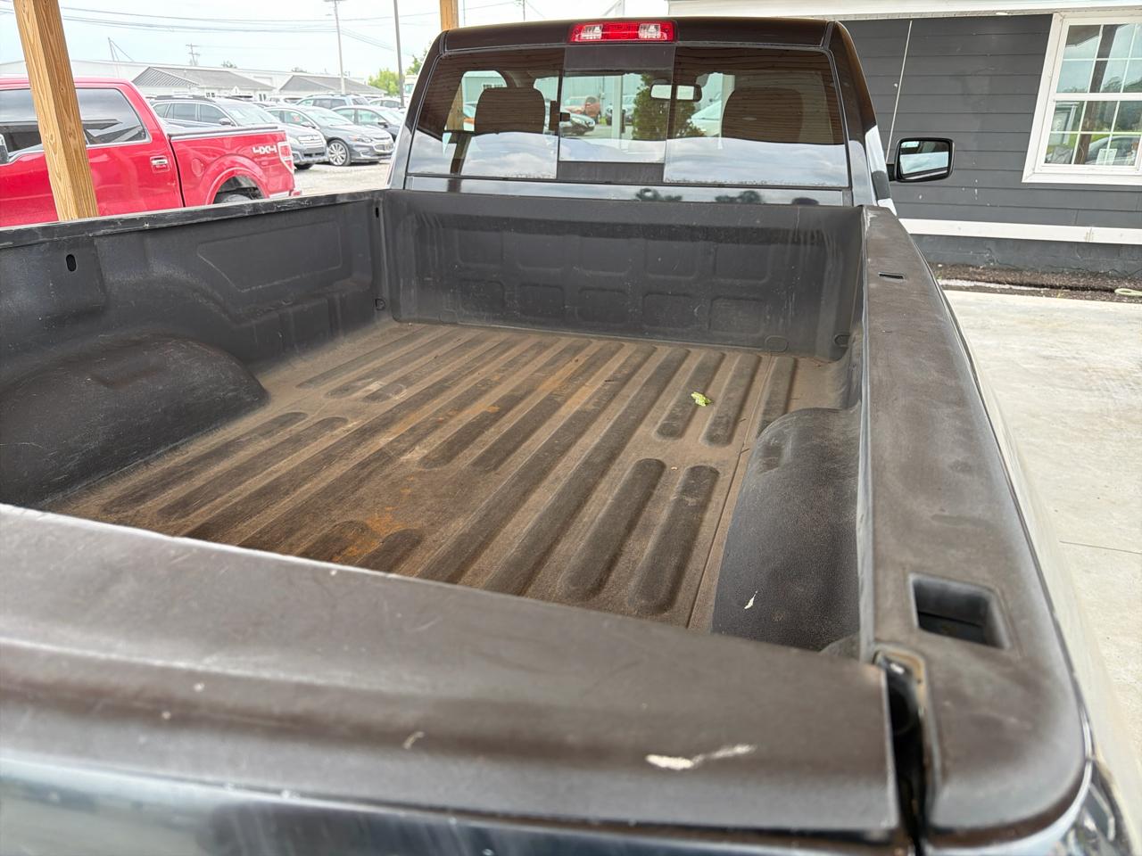 RAM 1500 2WD Reg Cab 140.5" Tradesman 2013