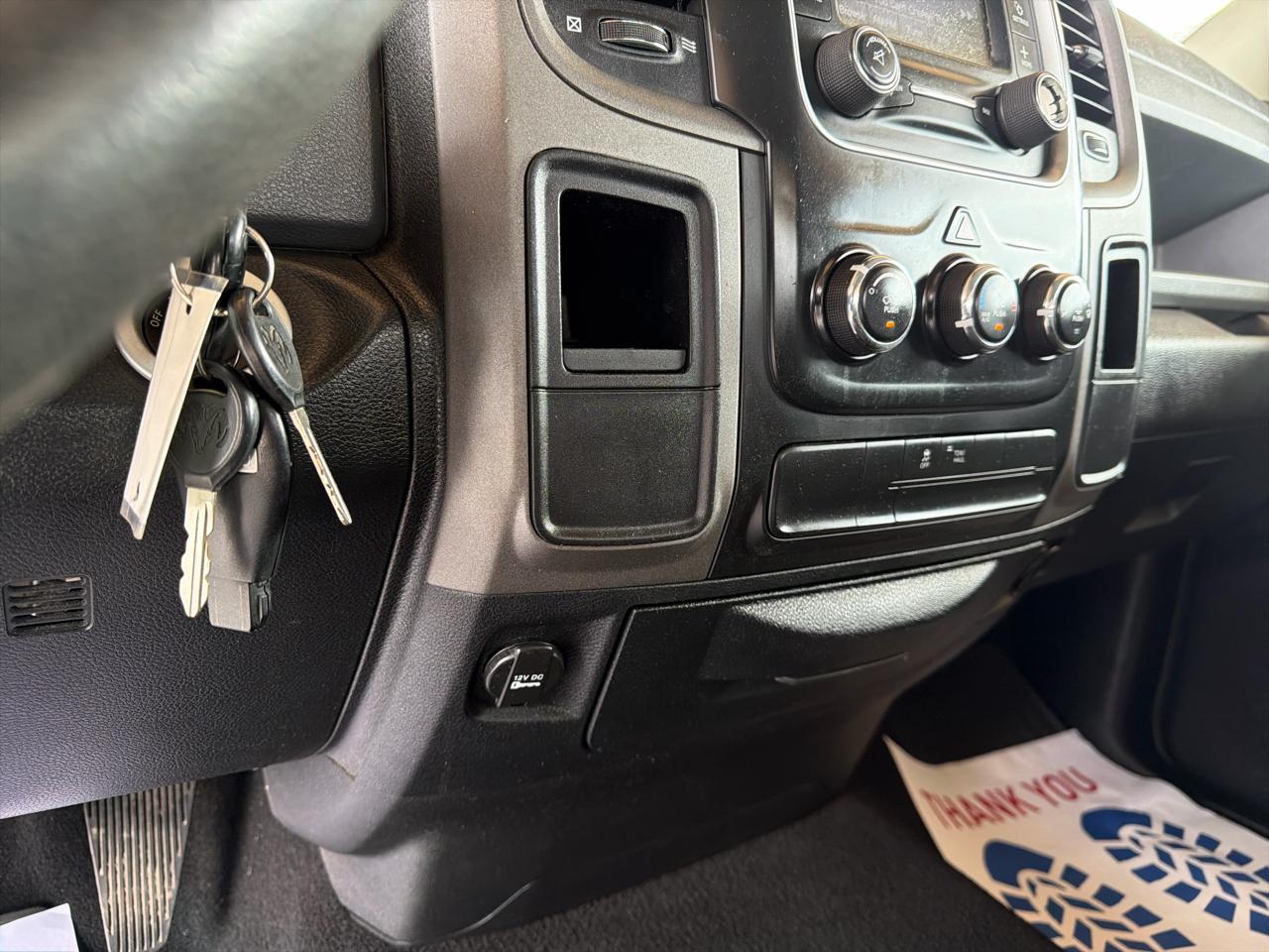 RAM 1500 2WD Reg Cab 140.5" Tradesman 2013