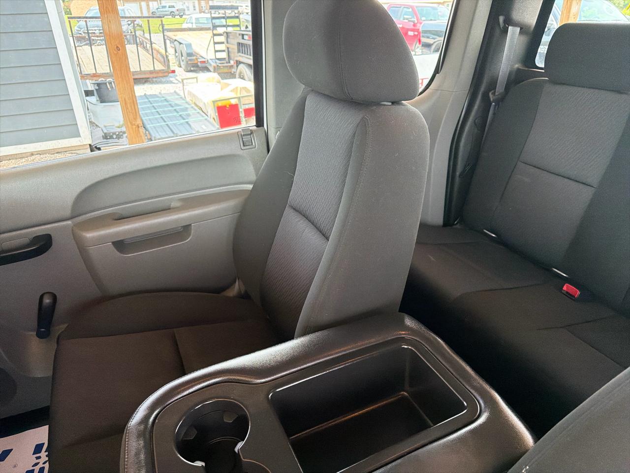 GMC Sierra 1500 2WD Ext Cab 143.5" Work Truck 2010
