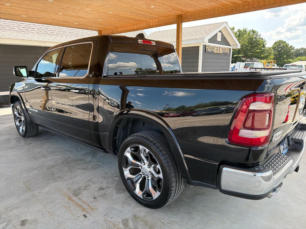 RAM 1500 Longhorn 4x4 Crew Cab 5'7" Box 2021