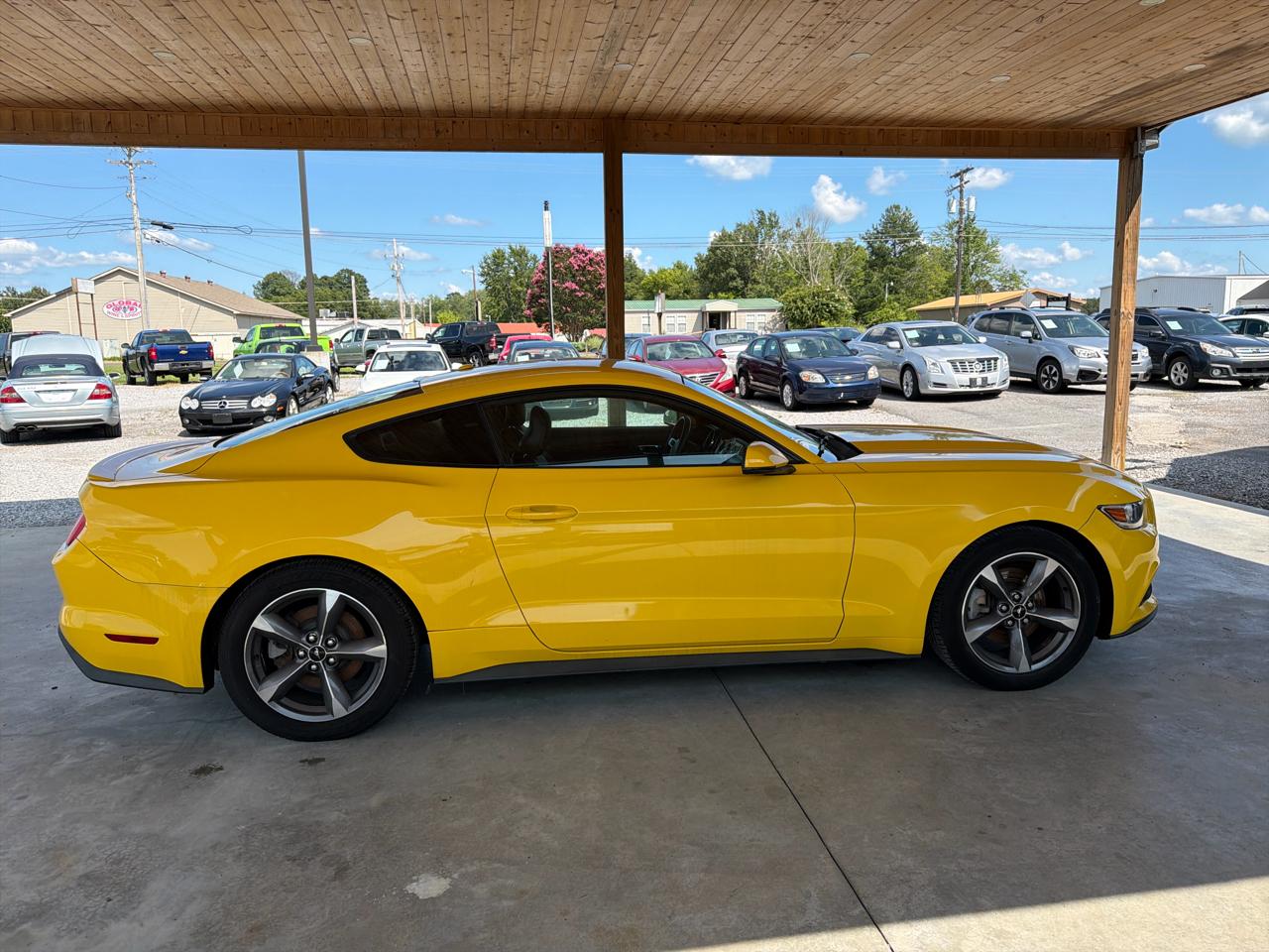Ford Mustang 2dr Fastback EcoBoost 2015