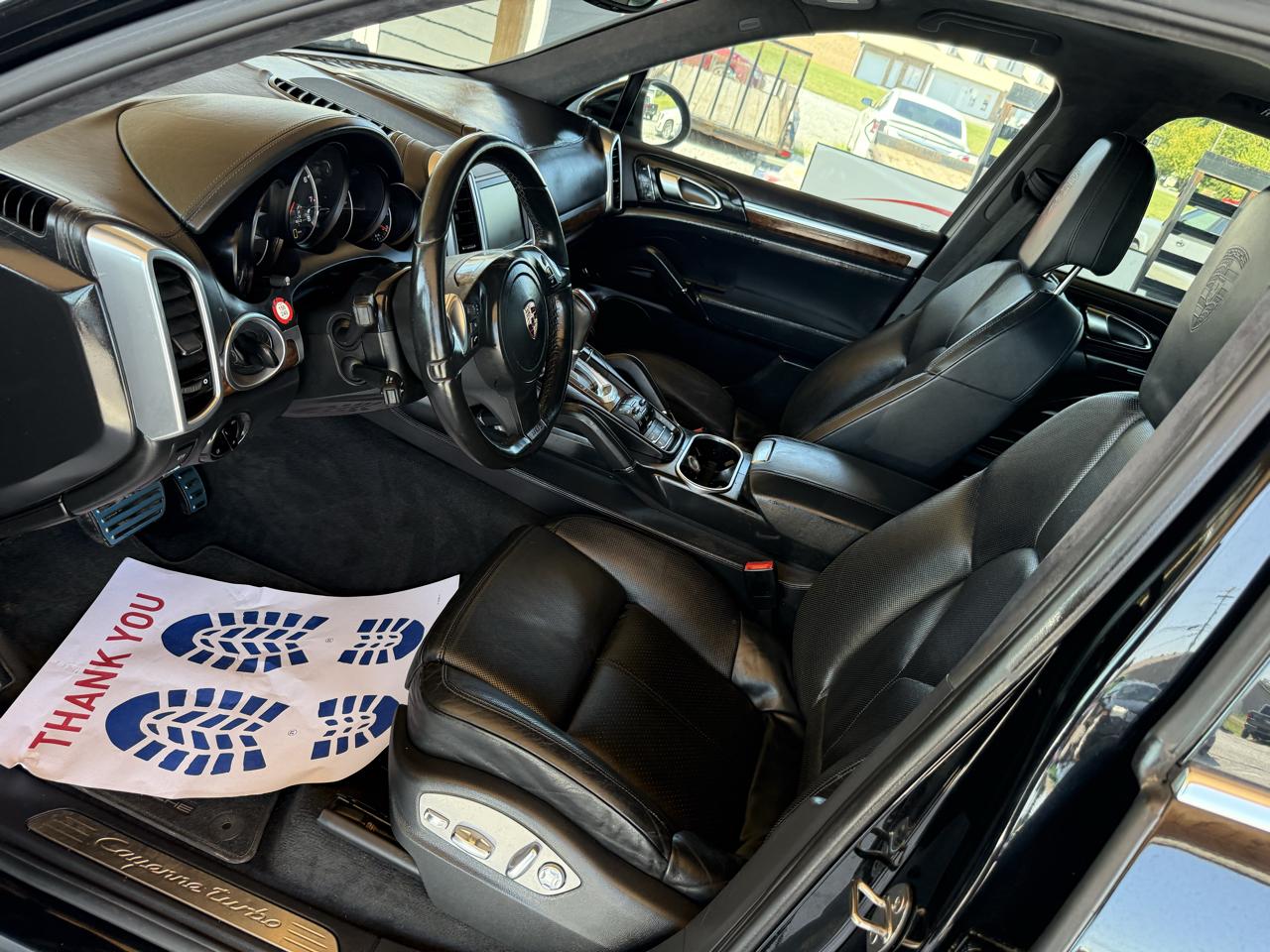 Porsche Cayenne AWD 4dr Turbo 2011