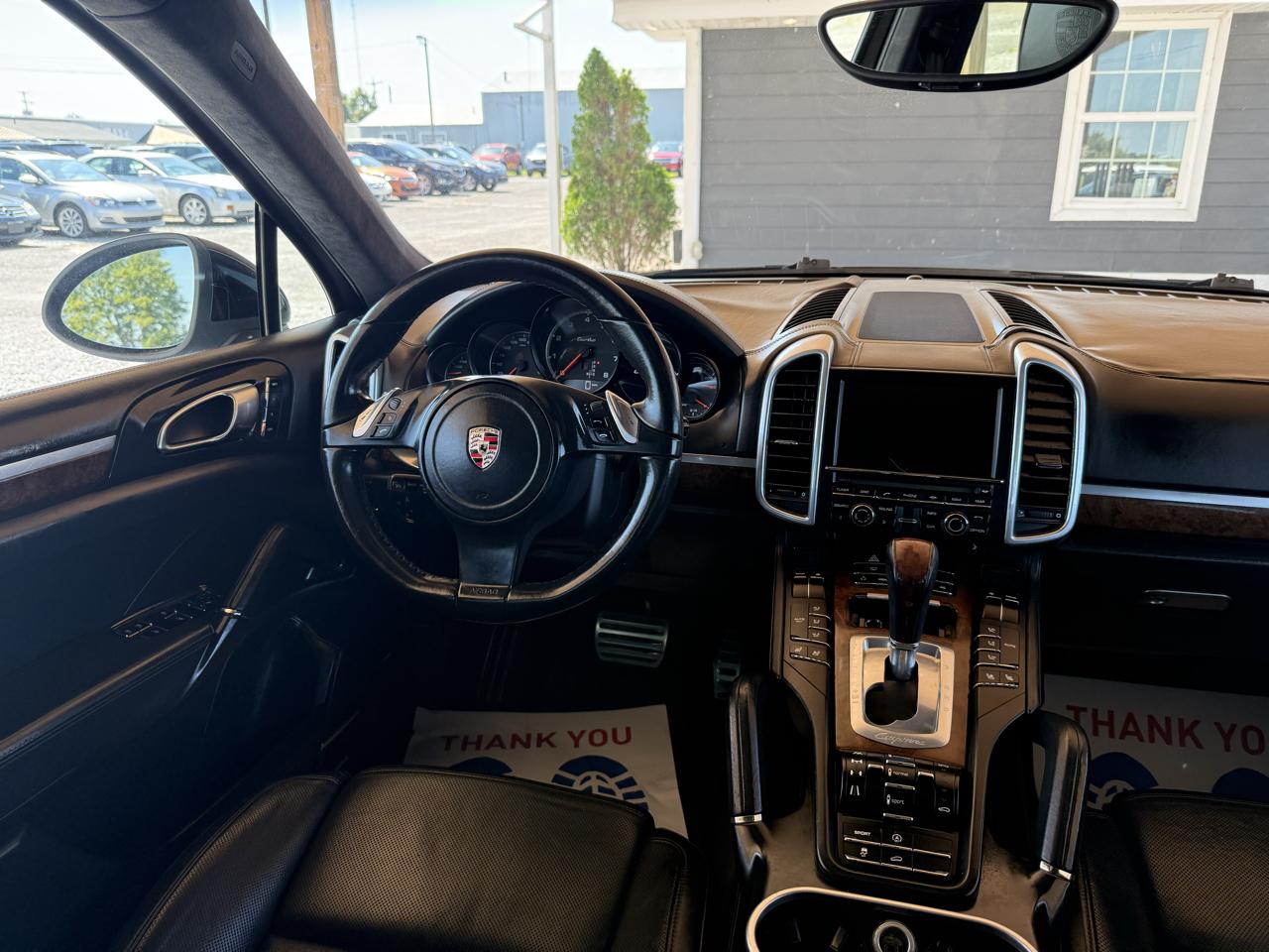 Porsche Cayenne AWD 4dr Turbo 2011