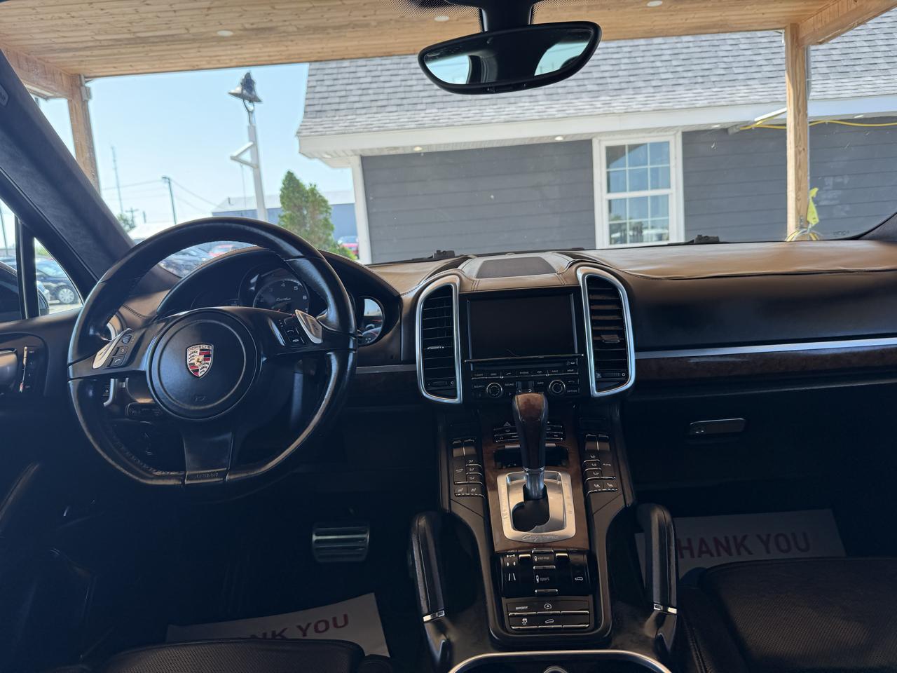 Porsche Cayenne AWD 4dr Turbo 2011