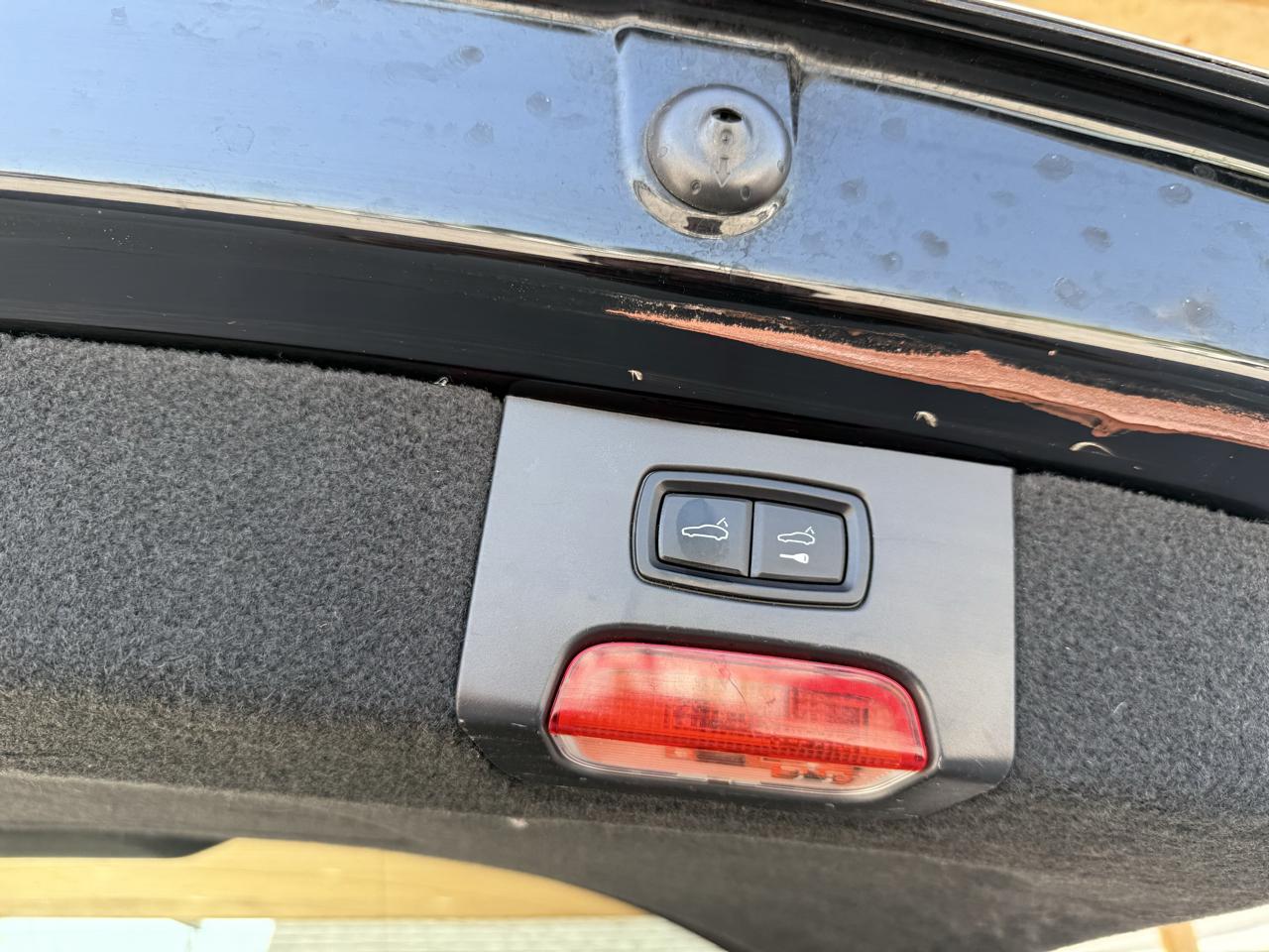 Porsche Cayenne AWD 4dr Turbo 2011
