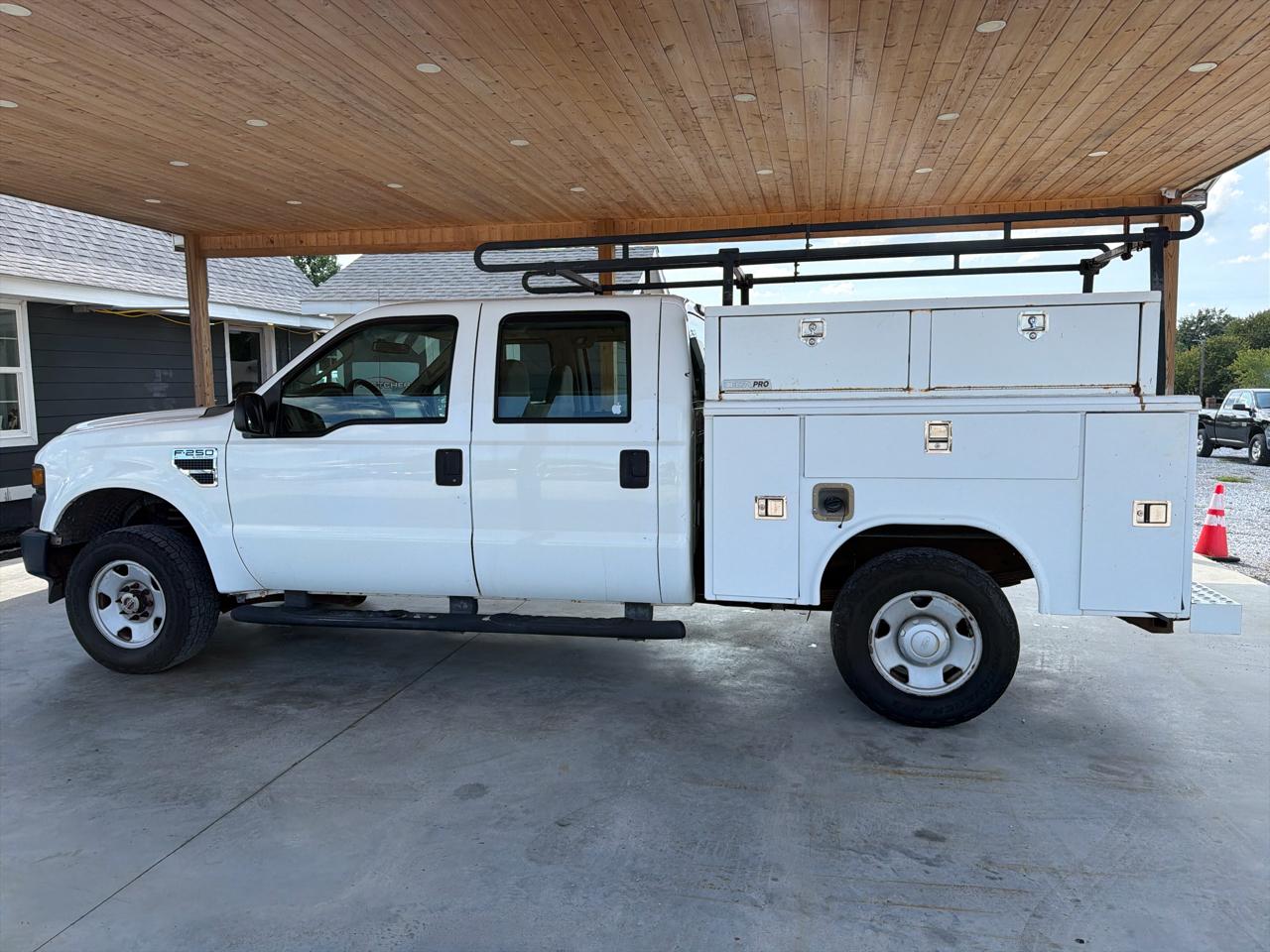 Ford Super Duty F-250 SRW 4WD SuperCab 142" XL 2008