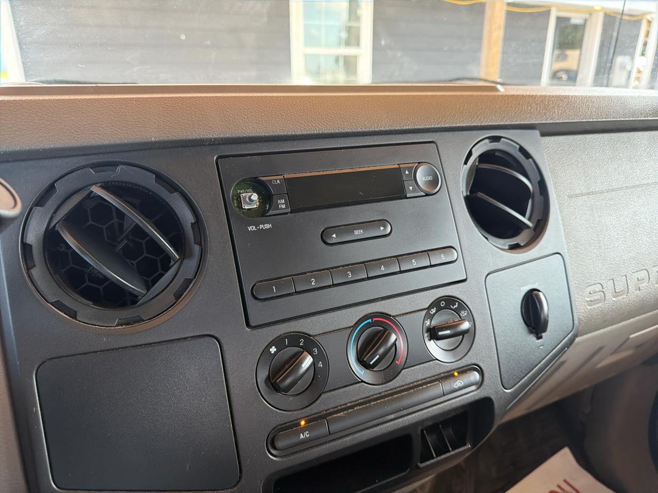 Ford Super Duty F-250 SRW 4WD SuperCab 142" XL 2008