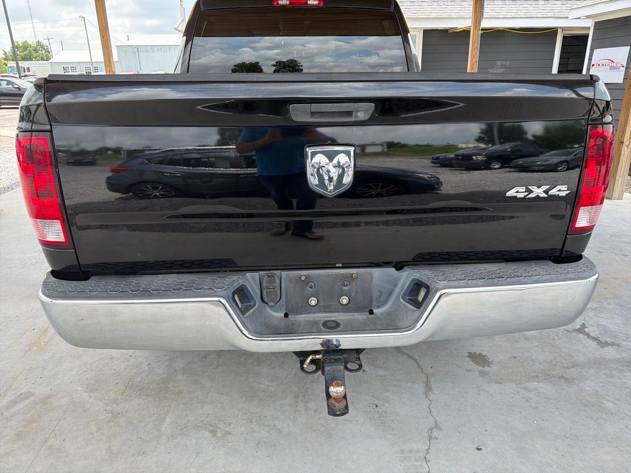 RAM 1500 4WD Quad Cab 140.5" Tradesman 2013