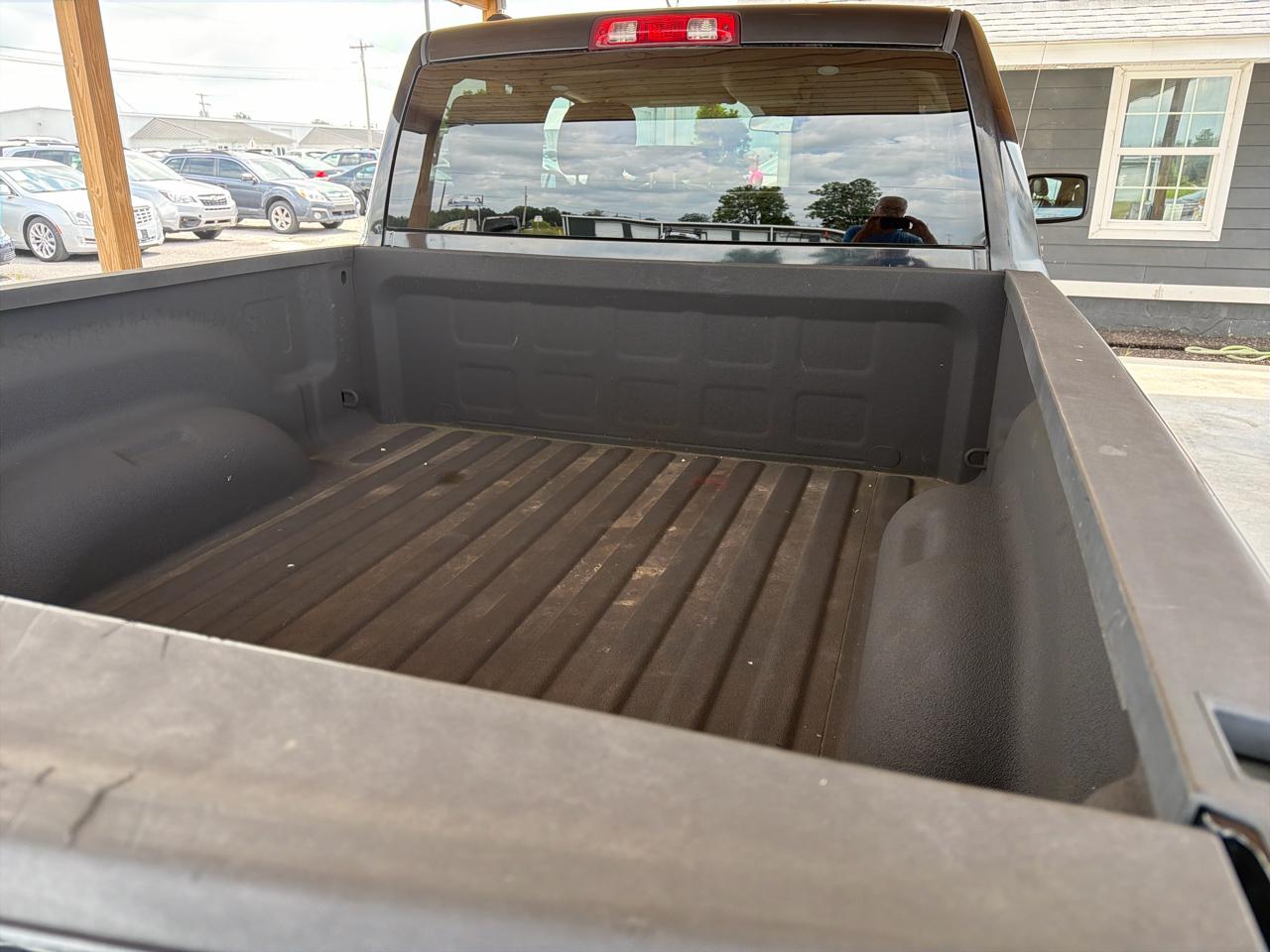 RAM 1500 4WD Quad Cab 140.5" Tradesman 2013