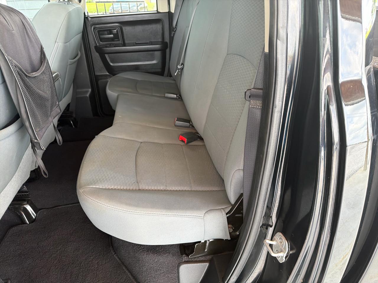 RAM 1500 4WD Quad Cab 140.5" Tradesman 2013