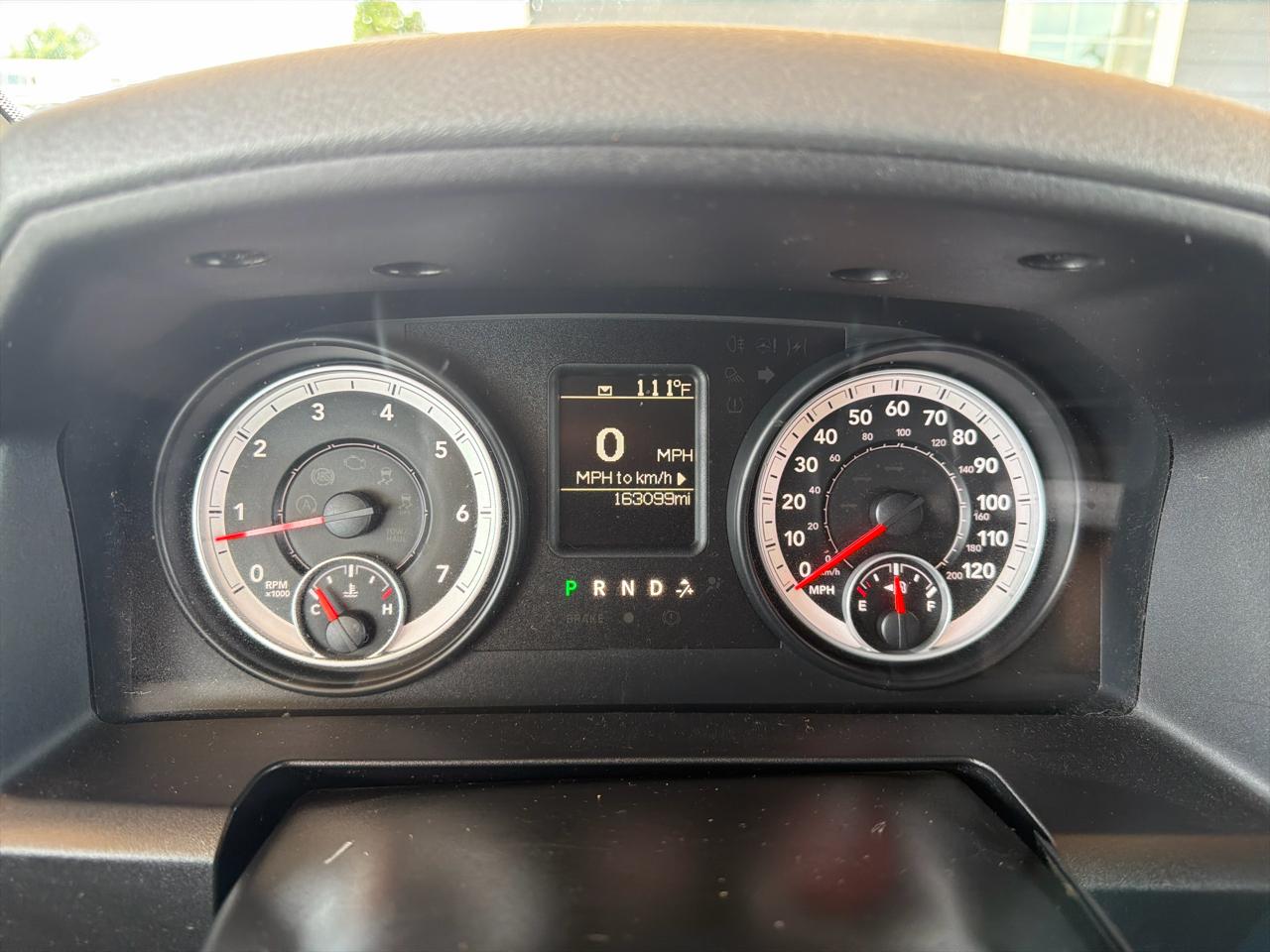 RAM 1500 4WD Quad Cab 140.5" Tradesman 2013