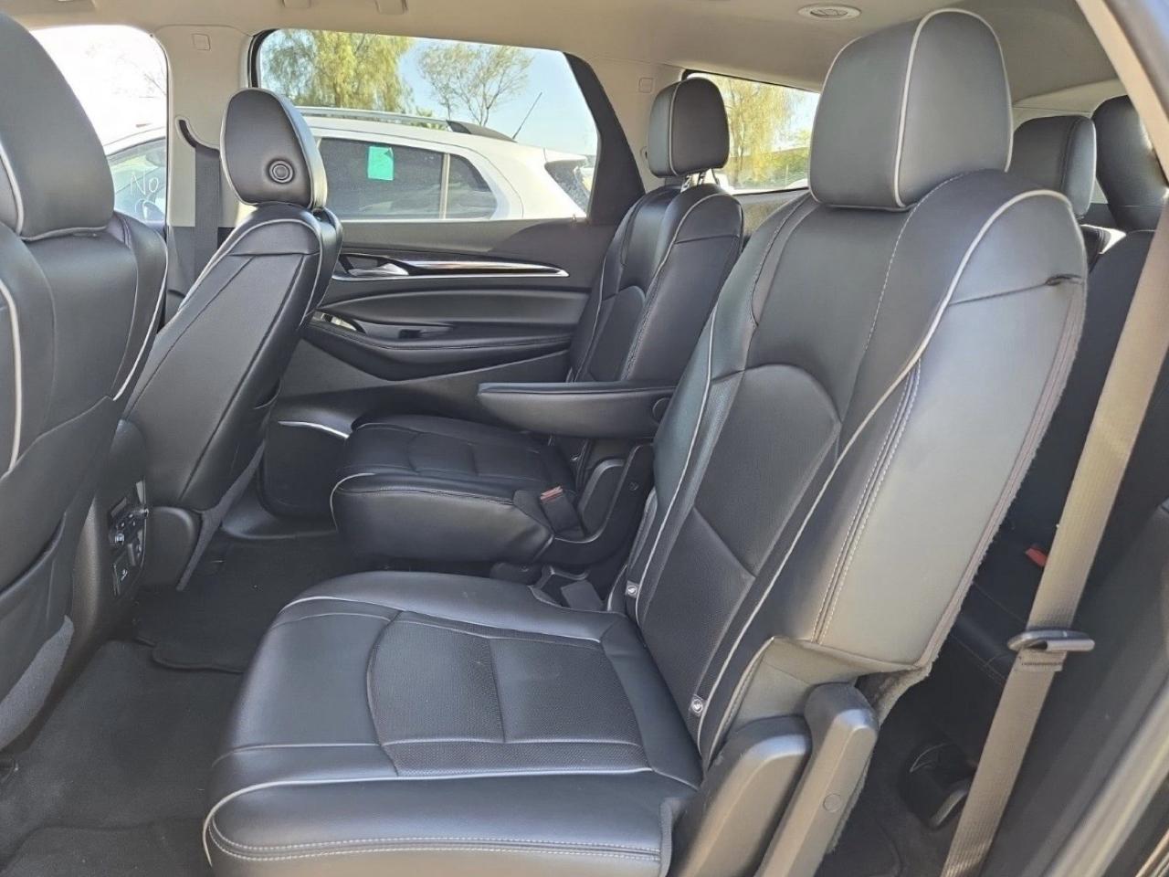 Buick Enclave FWD 4dr Avenir 2019