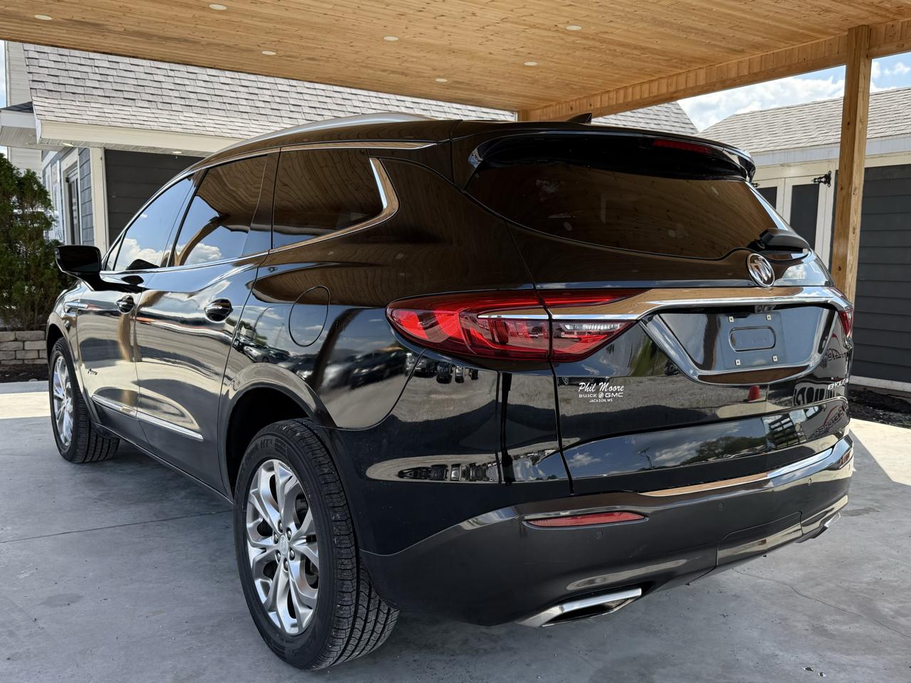 Buick Enclave FWD 4dr Avenir 2019