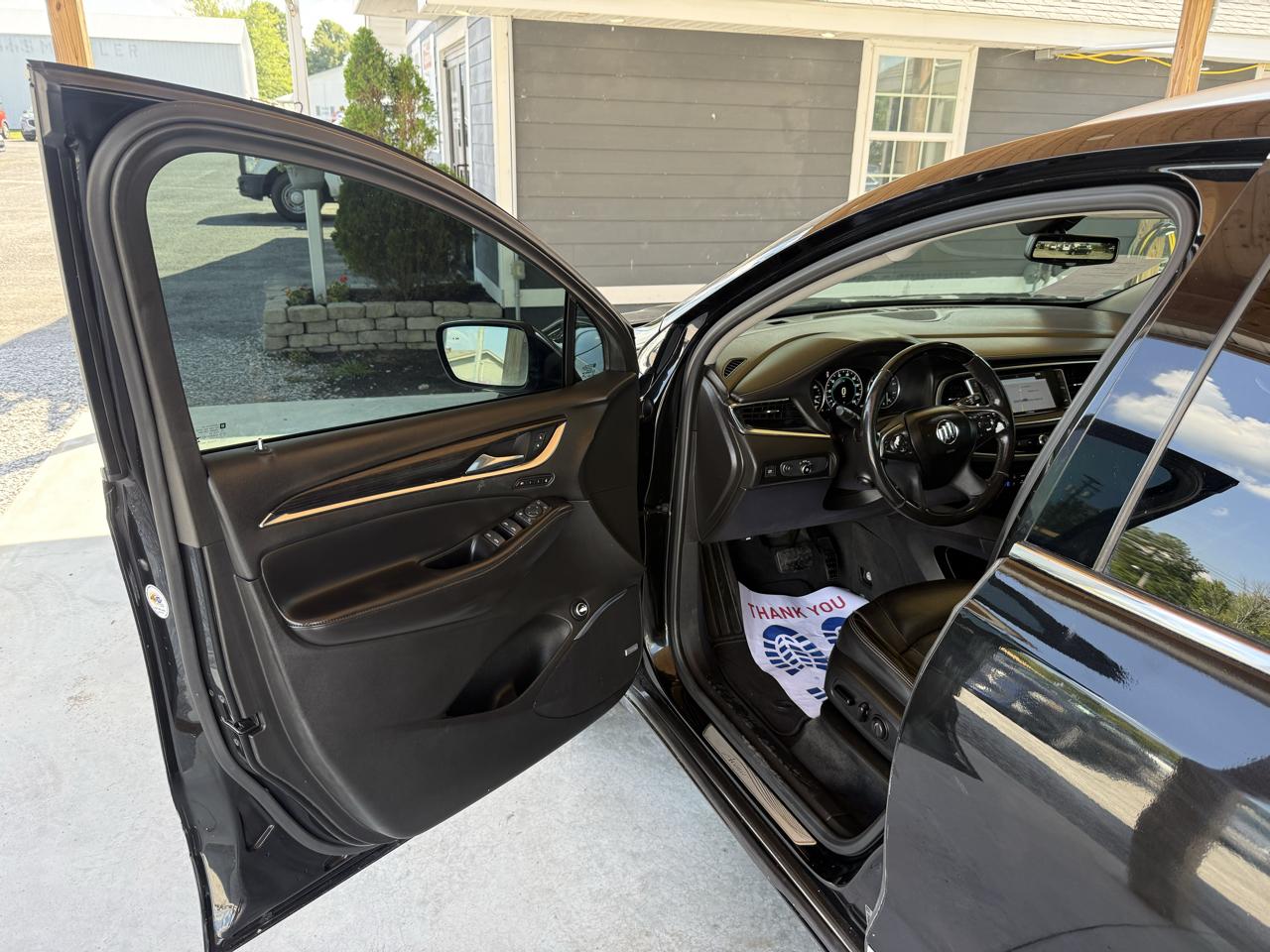 Buick Enclave FWD 4dr Avenir 2019