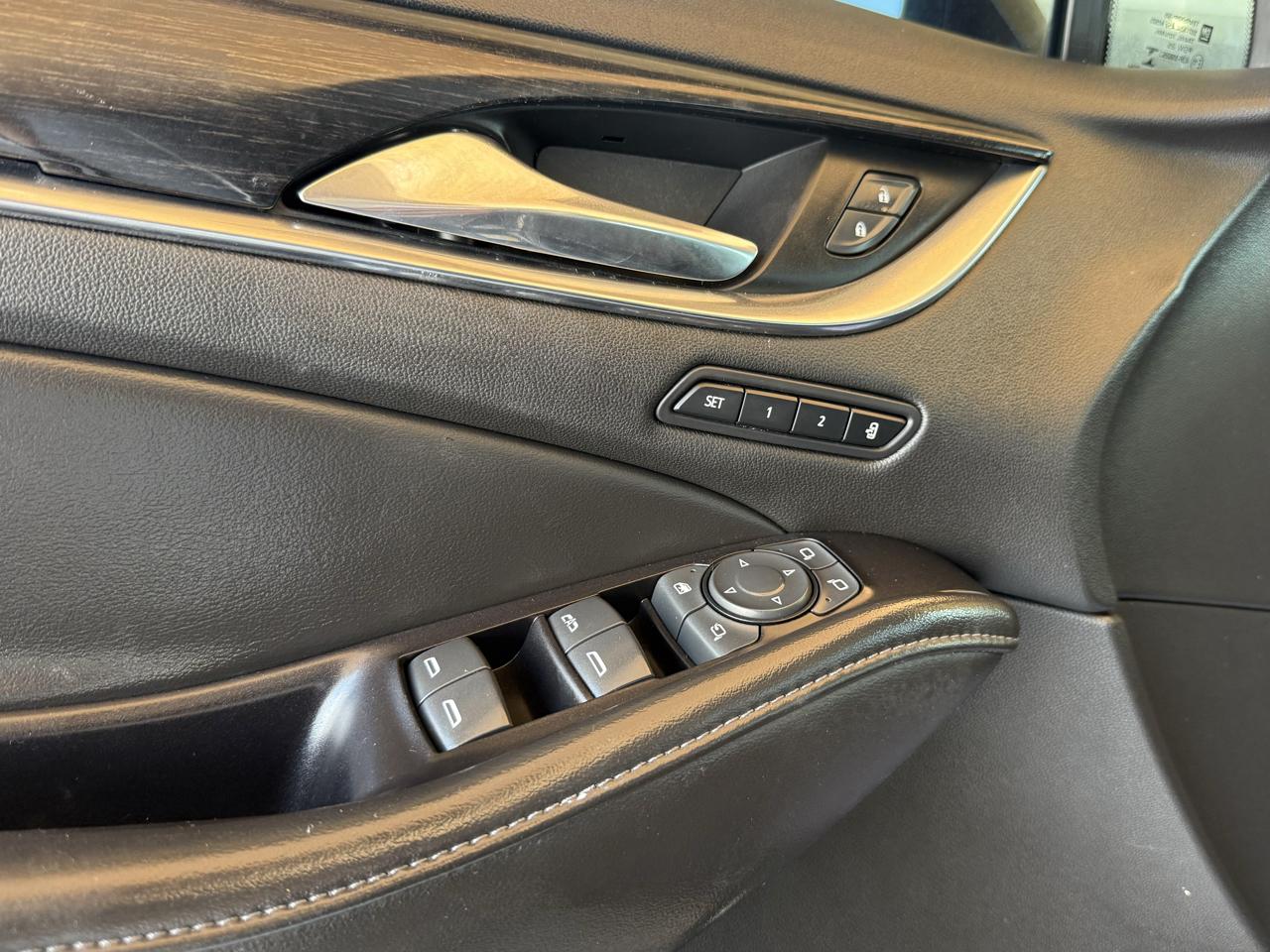 Buick Enclave FWD 4dr Avenir 2019