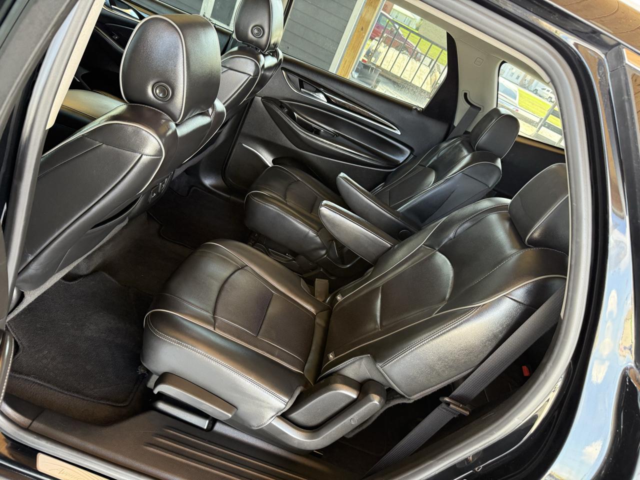 Buick Enclave FWD 4dr Avenir 2019