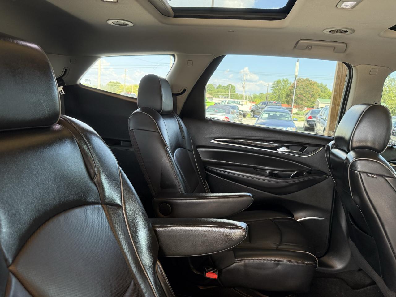Buick Enclave FWD 4dr Avenir 2019