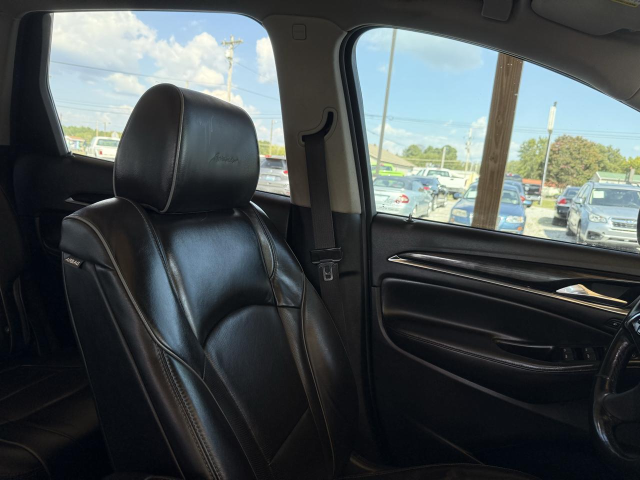 Buick Enclave FWD 4dr Avenir 2019
