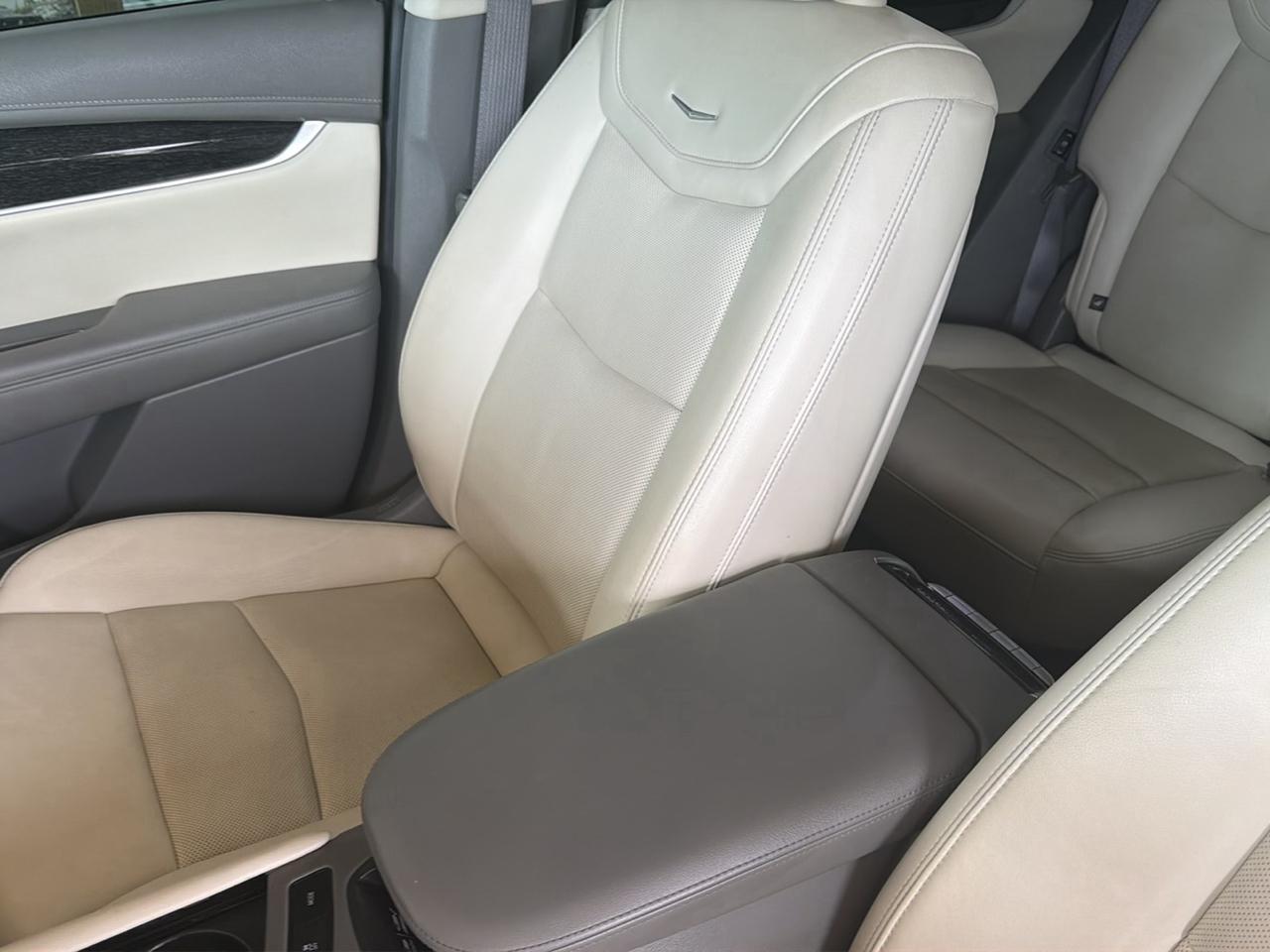 Cadillac XT6 FWD 4dr Premium Luxury 2021