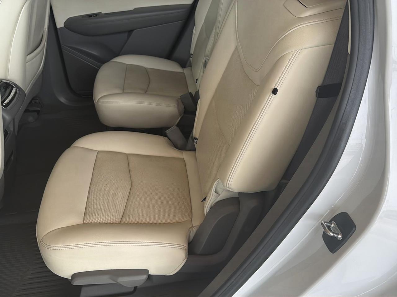 Cadillac XT6 FWD 4dr Premium Luxury 2021