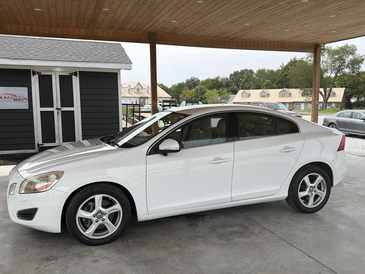 Volvo S60 4dr Sdn T5 AWD 2013