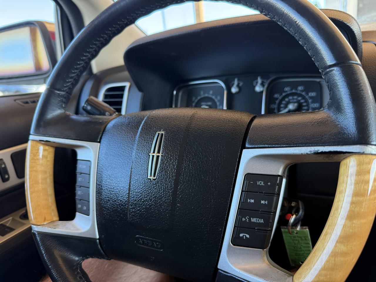 Lincoln MKX AWD 4dr 2008