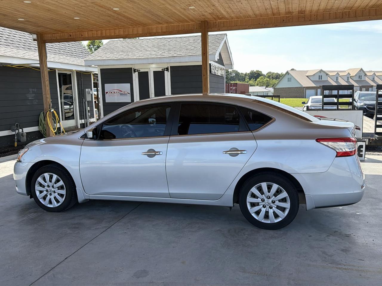 Nissan Sentra 4dr Sdn I4 CVT SV 2013