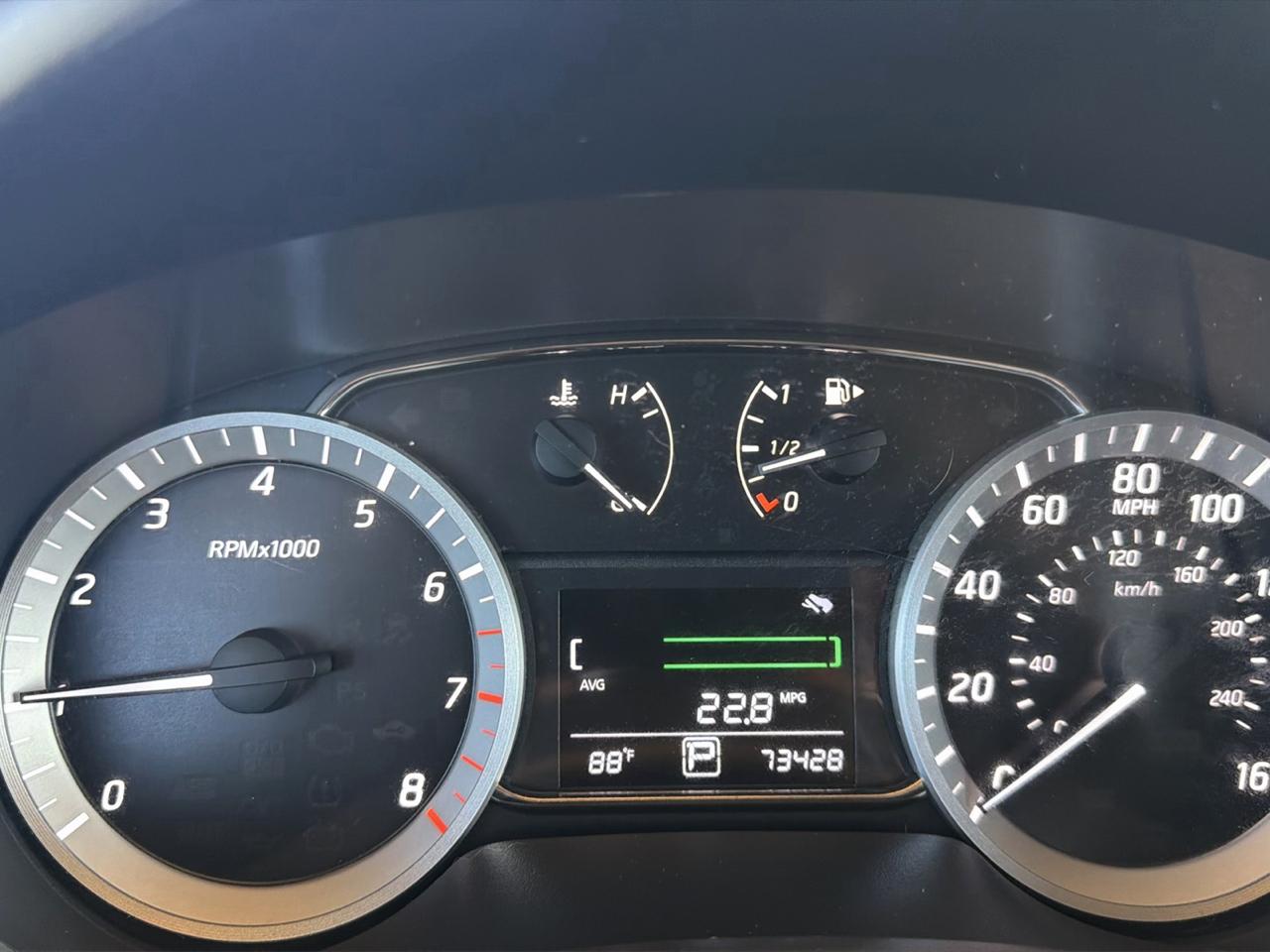Nissan Sentra 4dr Sdn I4 CVT SV 2013