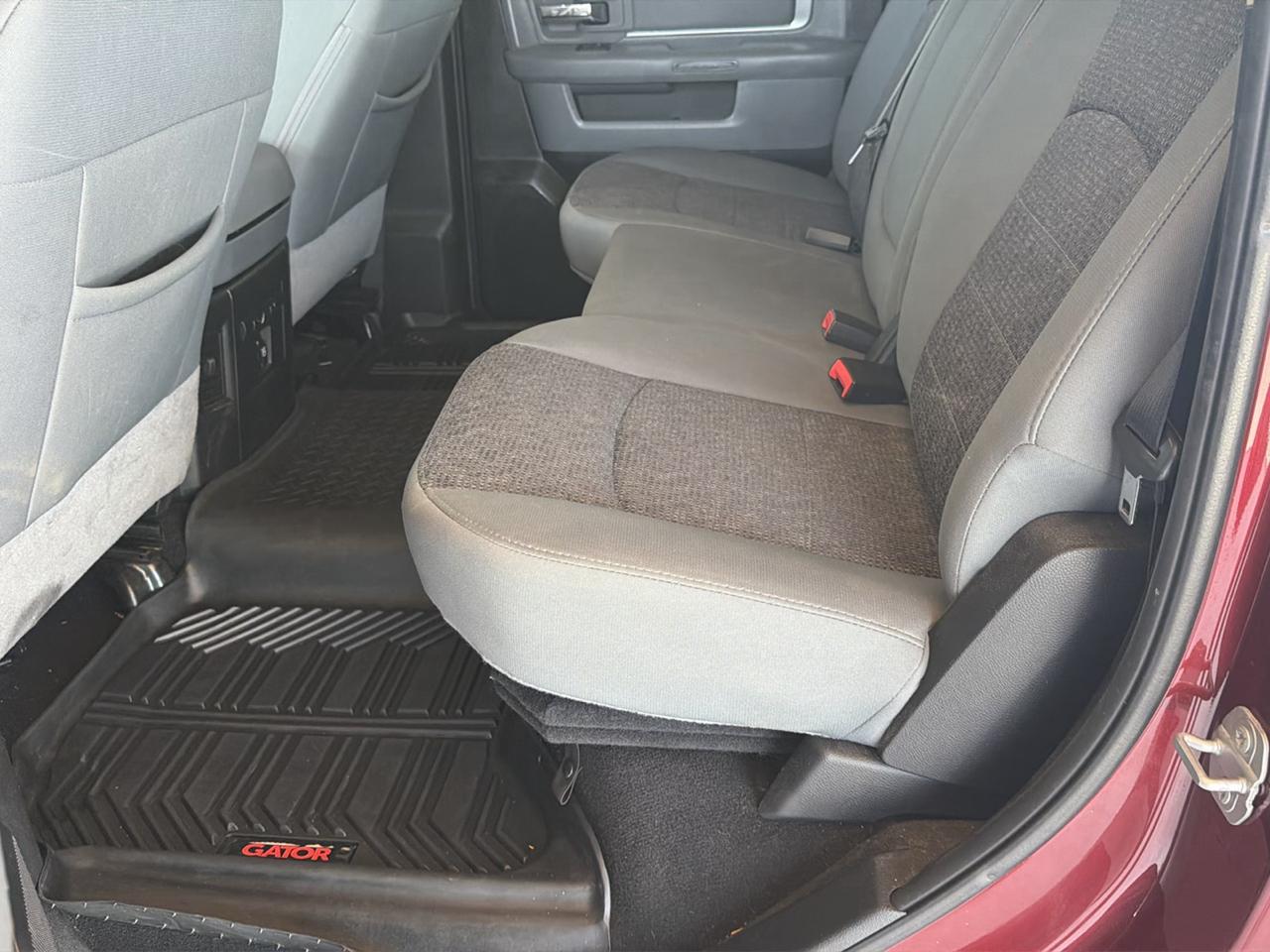 RAM 1500 Big Horn 4x4 Crew Cab 5'7" Box 2018