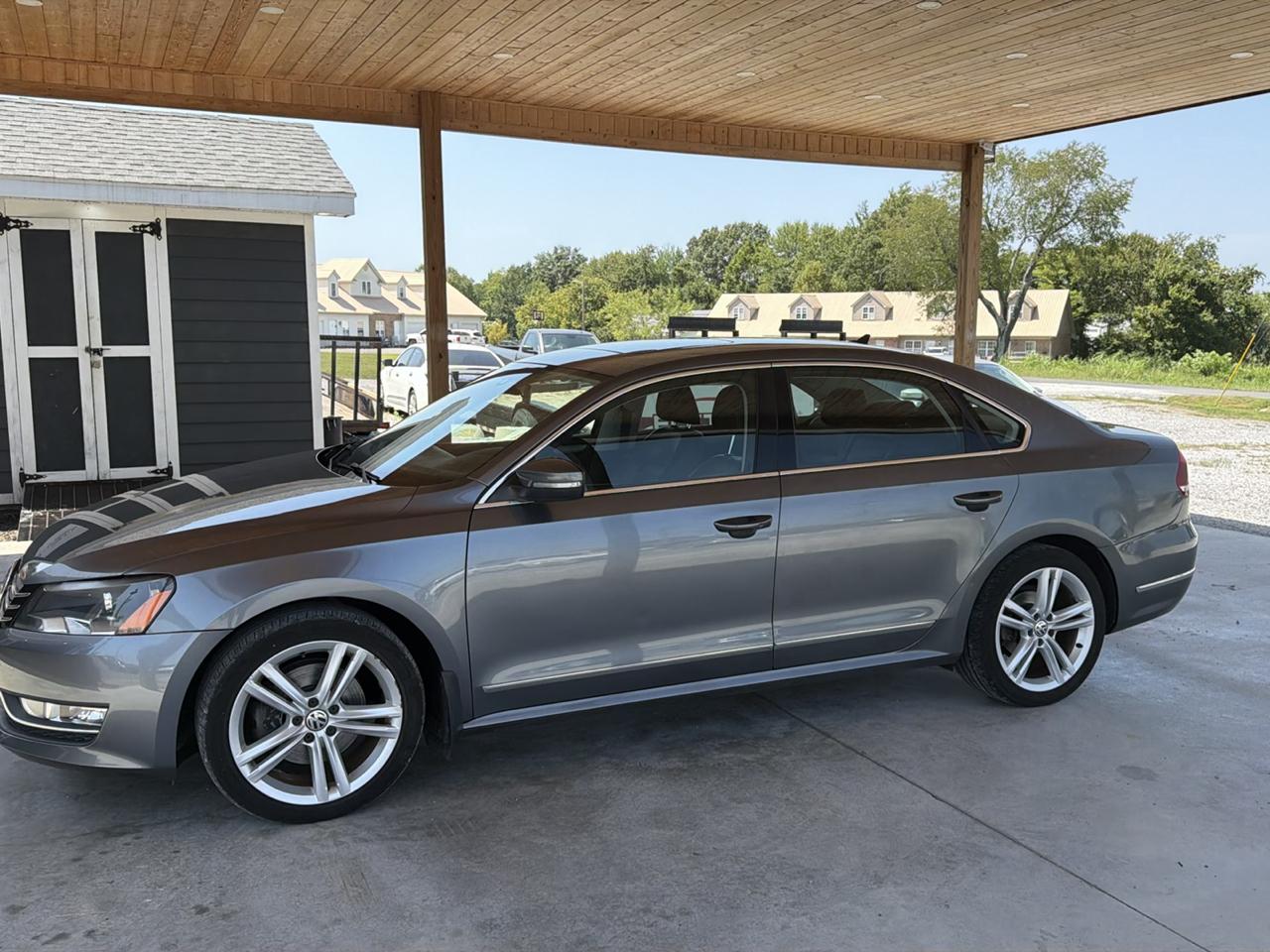 Volkswagen Passat 4dr Sdn 1.8T Auto Sport PZEV 2015