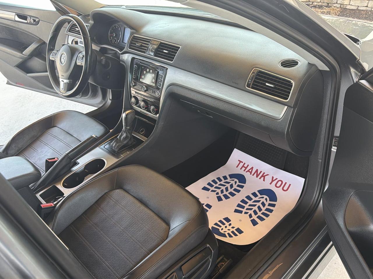 Volkswagen Passat 4dr Sdn 1.8T Auto Sport PZEV 2015
