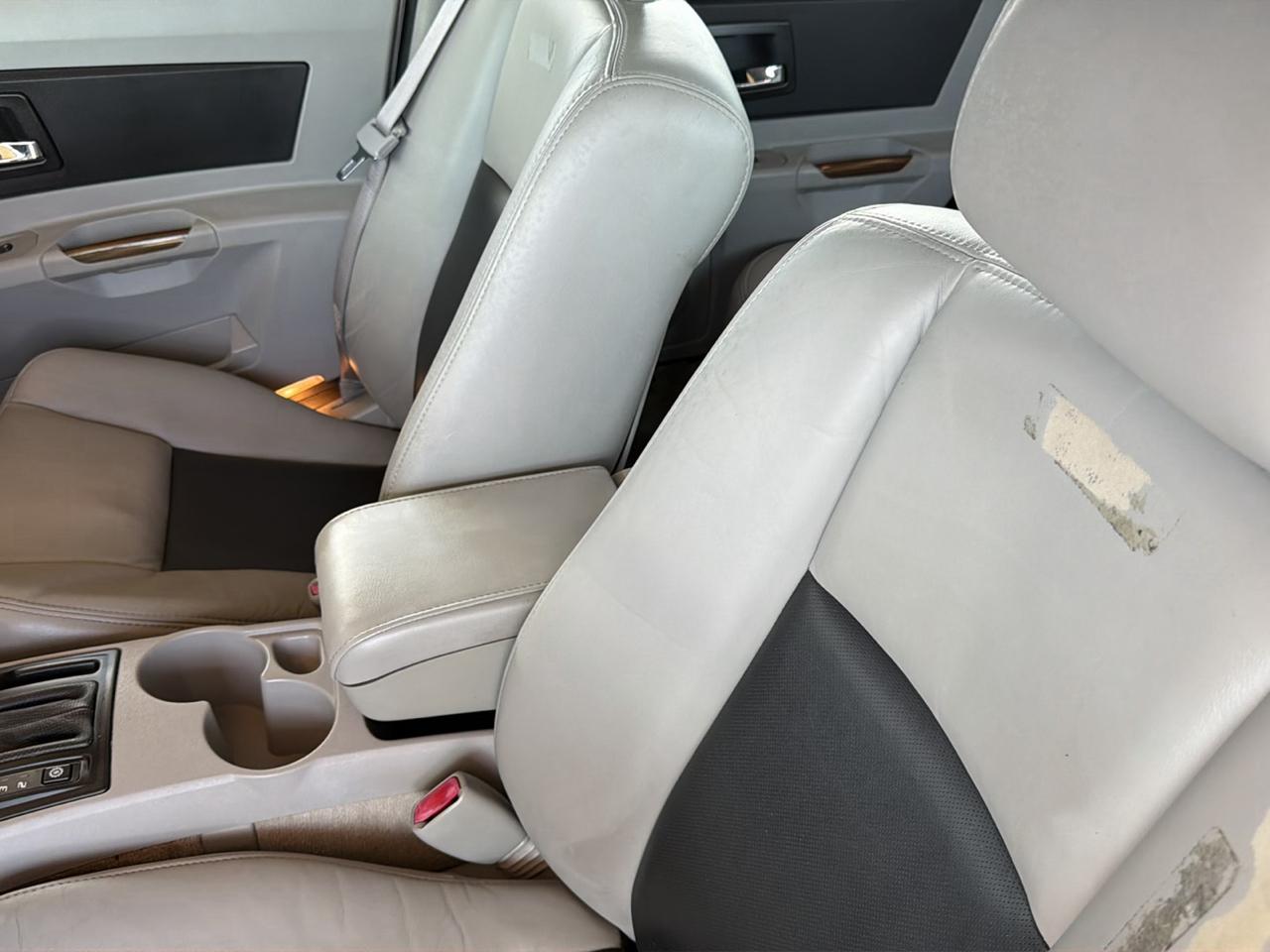 Cadillac CTS 4dr Sdn 3.6L 2005