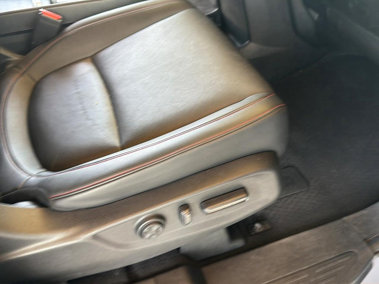 Honda Odyssey Sport-L Auto 2025