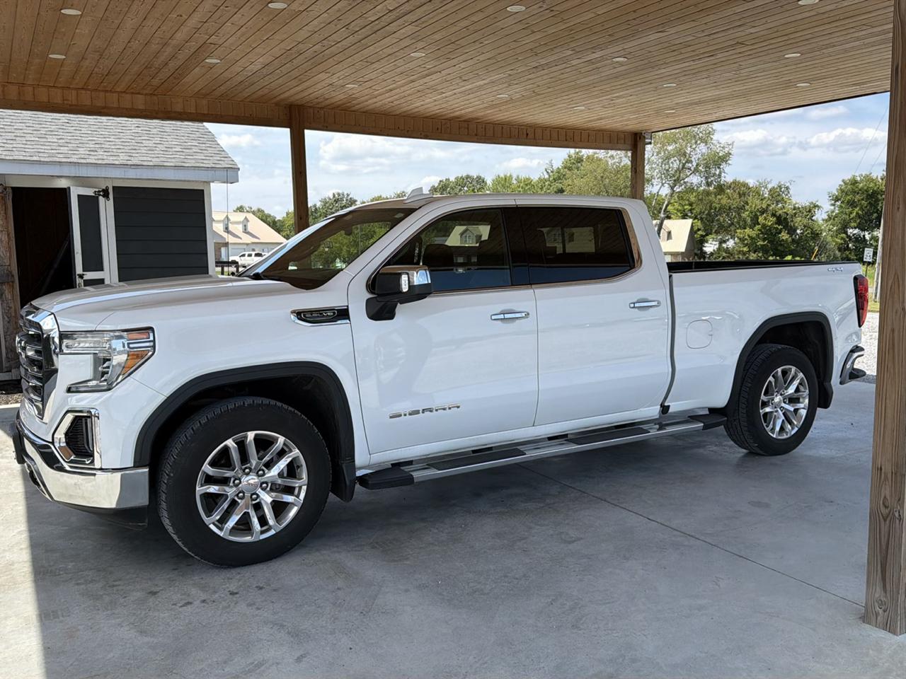 GMC Sierra 1500 4WD Crew Cab 157" SLT 2020