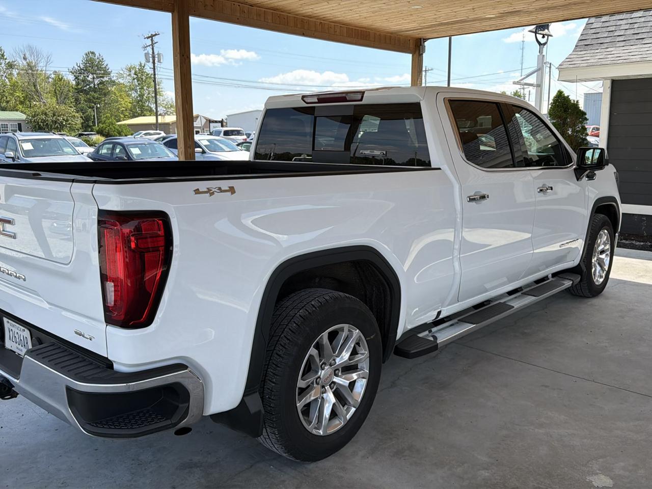 GMC Sierra 1500 4WD Crew Cab 157" SLT 2020