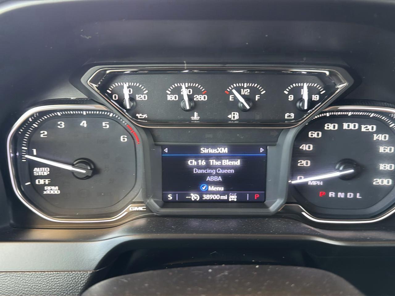 GMC Sierra 1500 4WD Crew Cab 157" SLT 2020