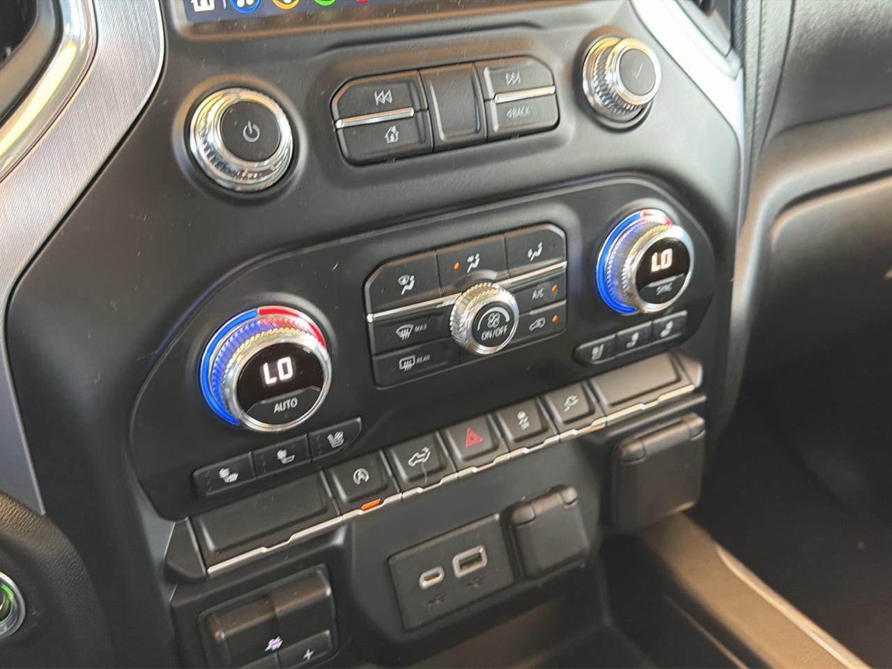 GMC Sierra 1500 4WD Crew Cab 157" SLT 2020
