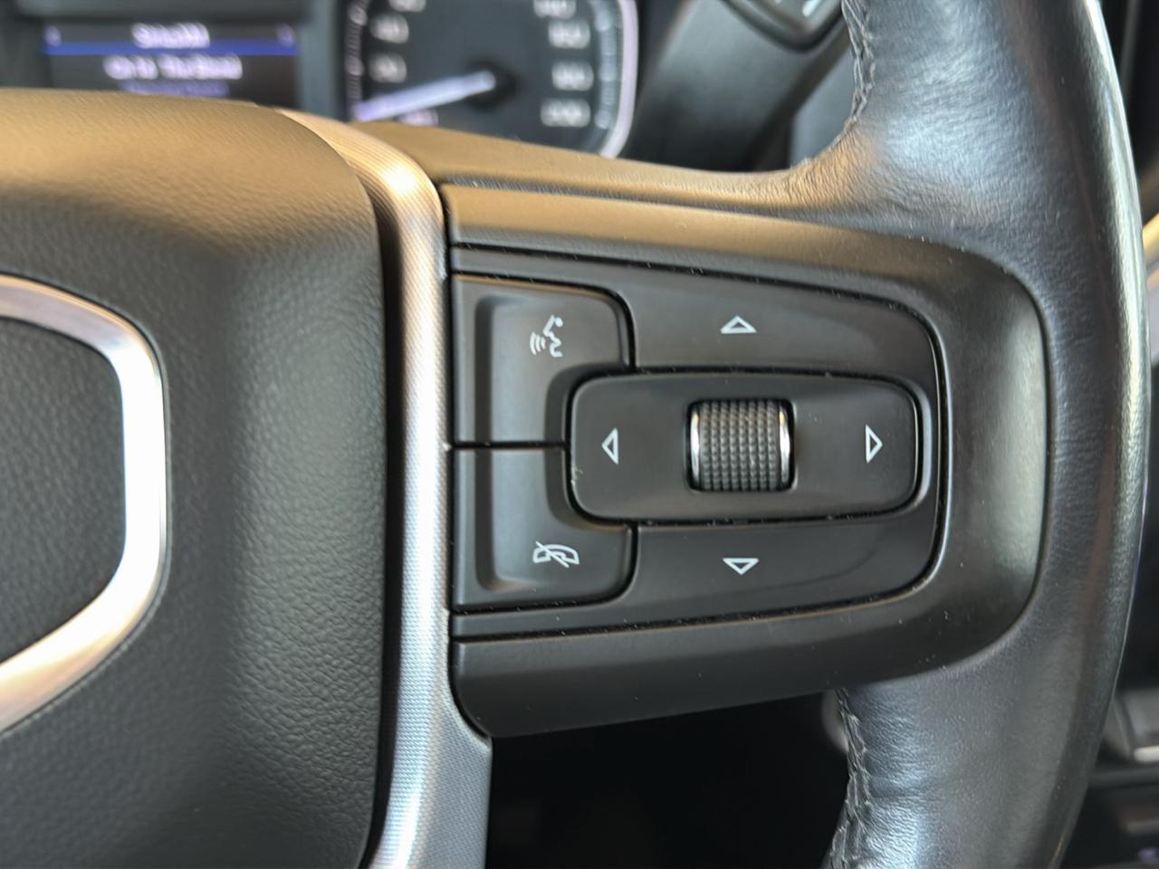 GMC Sierra 1500 4WD Crew Cab 157" SLT 2020