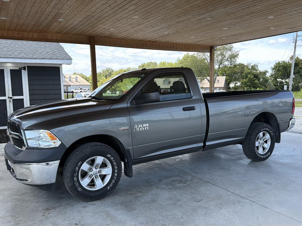 RAM 1500 4WD Reg Cab 140.5" Tradesman 2013