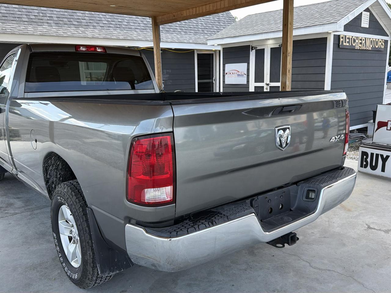 RAM 1500 4WD Reg Cab 140.5" Tradesman 2013