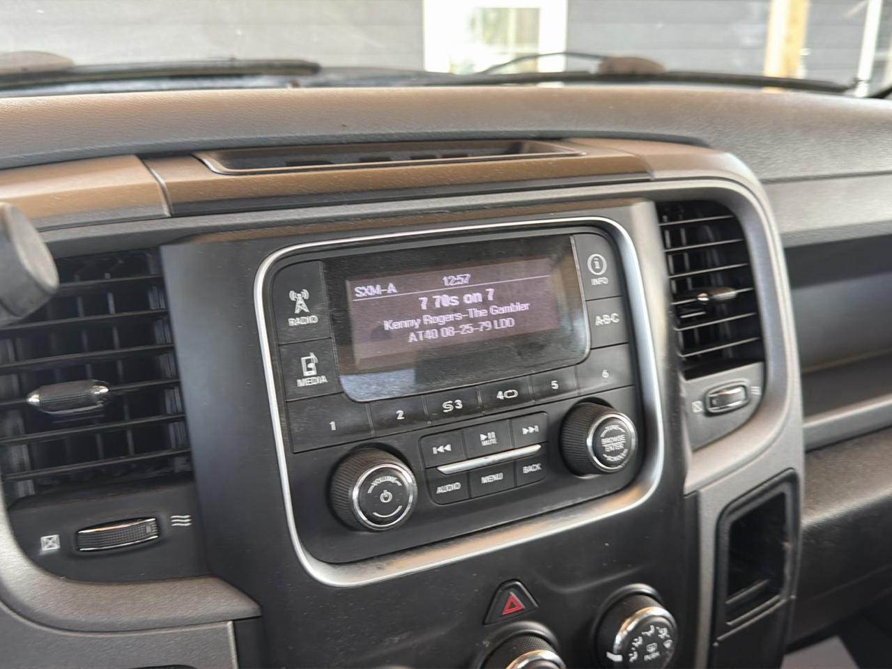 RAM 1500 4WD Reg Cab 140.5" Tradesman 2013