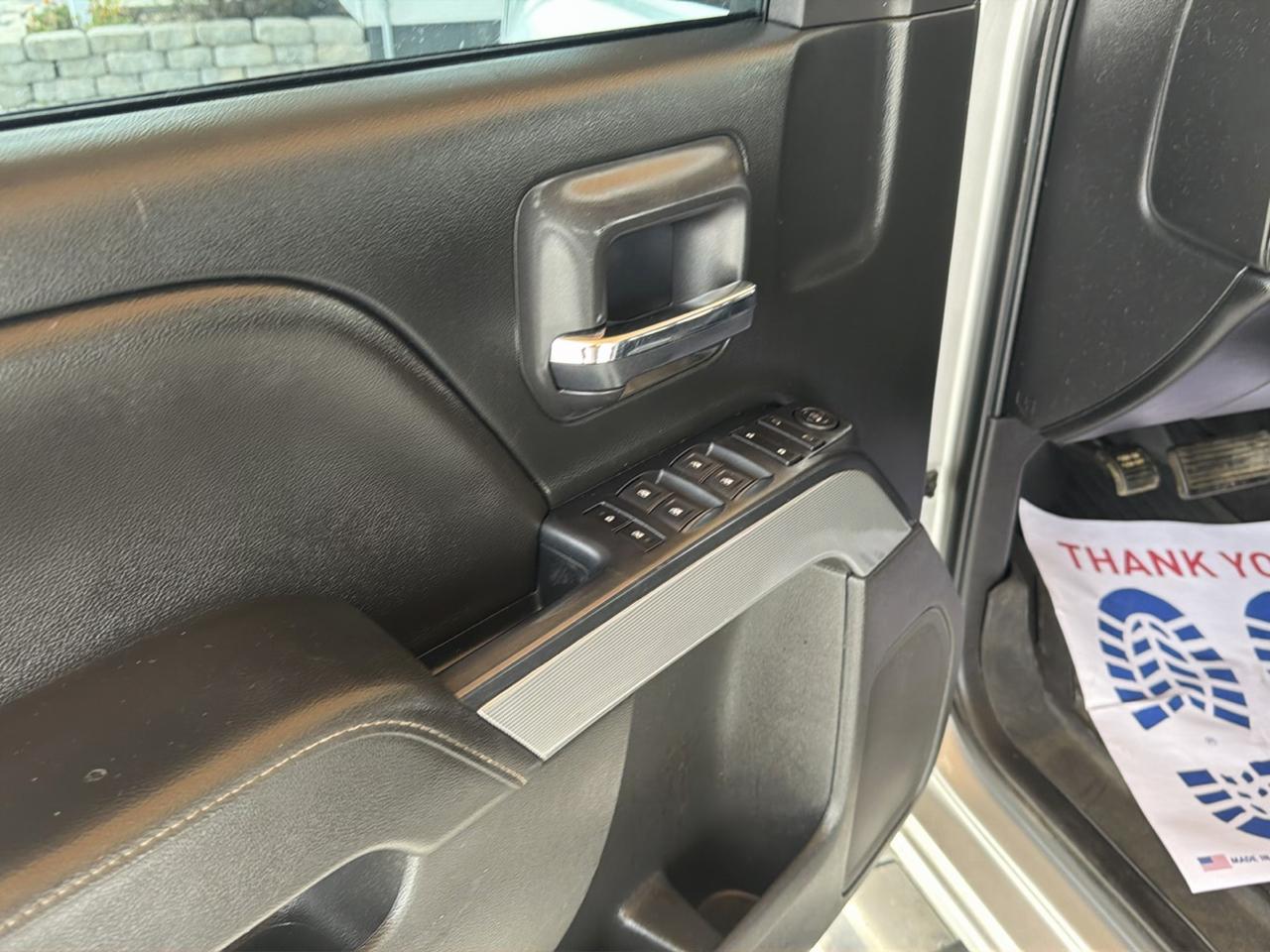 Chevrolet Silverado 1500 4WD Crew Cab 143.5" LT w/2LT 2018